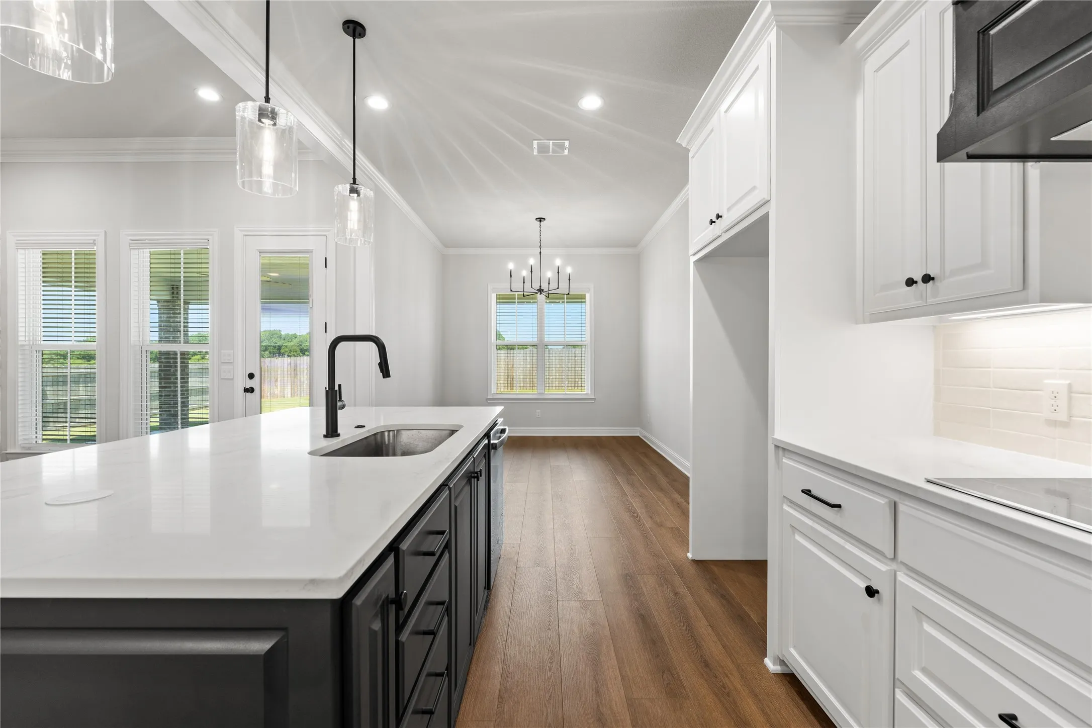 Single Family Residence For Sale in Mc Lennan County , 10117 Castleberry Lane, Waco, Texas 76712, 4 Bedroom, 2 Bathroom, 2 Garage spaces, 2,019 Sqft, built in 2025, New Construction - Complete, mls#20947768, Real Estate Agent in Waco, Homes For Sale in Mc Lennan county, Homes For Sale in Waco, Realtor in Waco Texas, Real Estate Brokerage Independent Realty Texas, Luminita Cordes Realtor