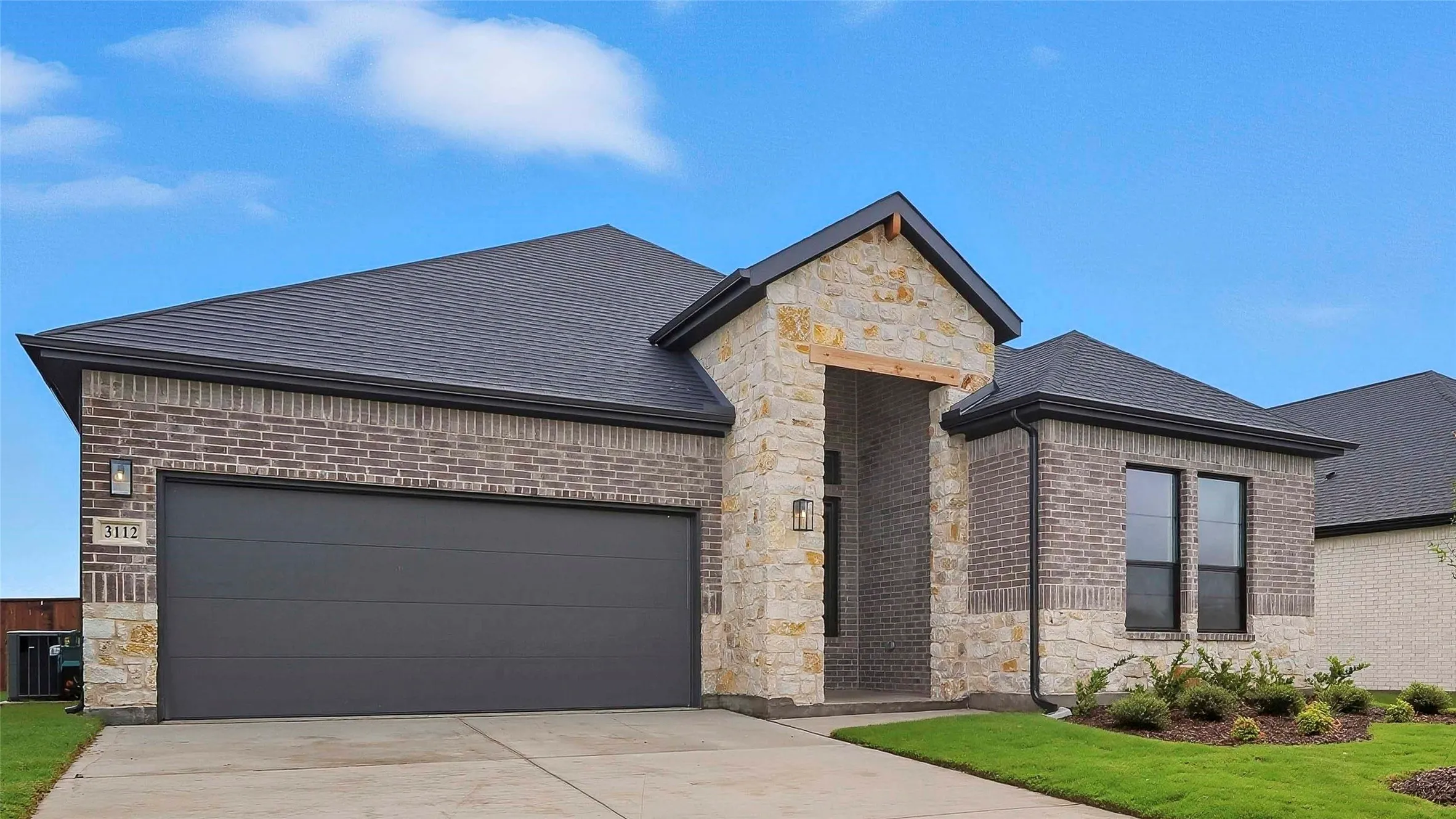 Single Family Residence For Sale in Collin County , 3112 Larry Lott Boulevard, Royse City, Texas 75189, 3 Bedroom, 2 Bathroom, 2 Garage spaces, 1,922 Sqft, built in 2025, New Construction - Incomplete, mls#20952296, Real Estate Agent in Royse City, Homes For Sale in Collin county, Homes For Sale in Royse City, Realtor in Royse City Texas, Real Estate Brokerage Independent Realty Texas, Luminita Cordes Realtor