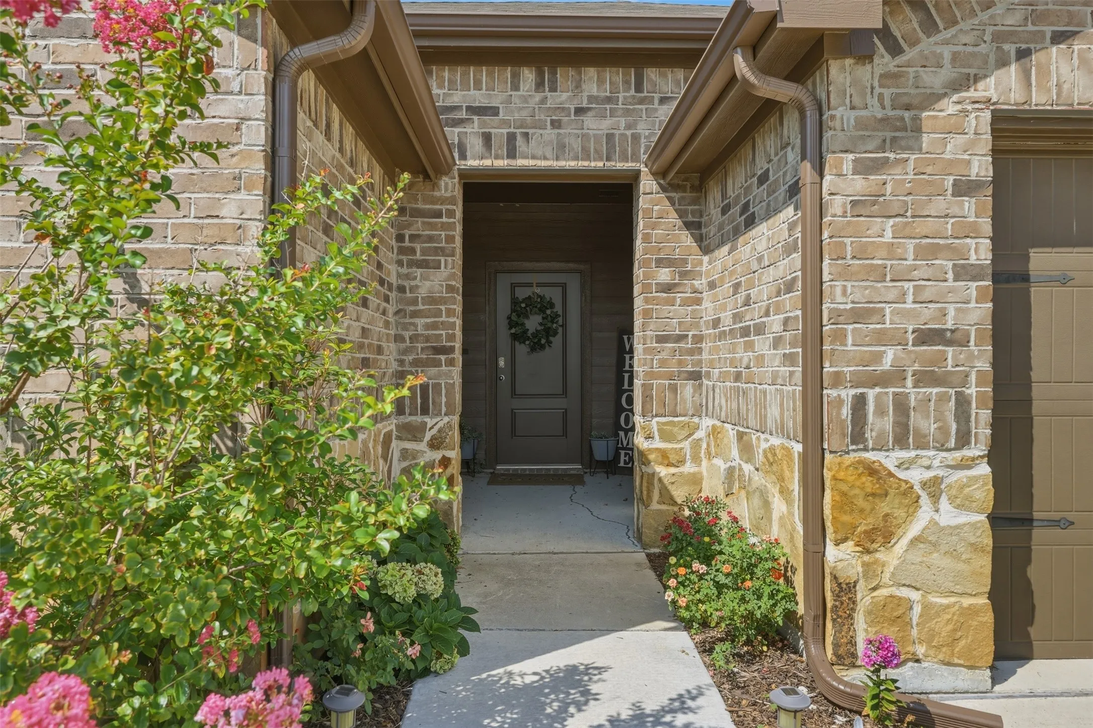 Single Family Residence For Sale in Collin County , 1312 Honeysuckle Drive, Josephine, Texas 75189, 4 Bedroom, 2 Bathroom, 2 Garage spaces, 1,785 Sqft, built in 2021, mls#20952551, Real Estate Agent in Josephine, Homes For Sale in Collin county, Homes For Sale in Josephine, Realtor in Josephine Texas, Real Estate Brokerage Independent Realty Texas, Luminita Cordes Realtor