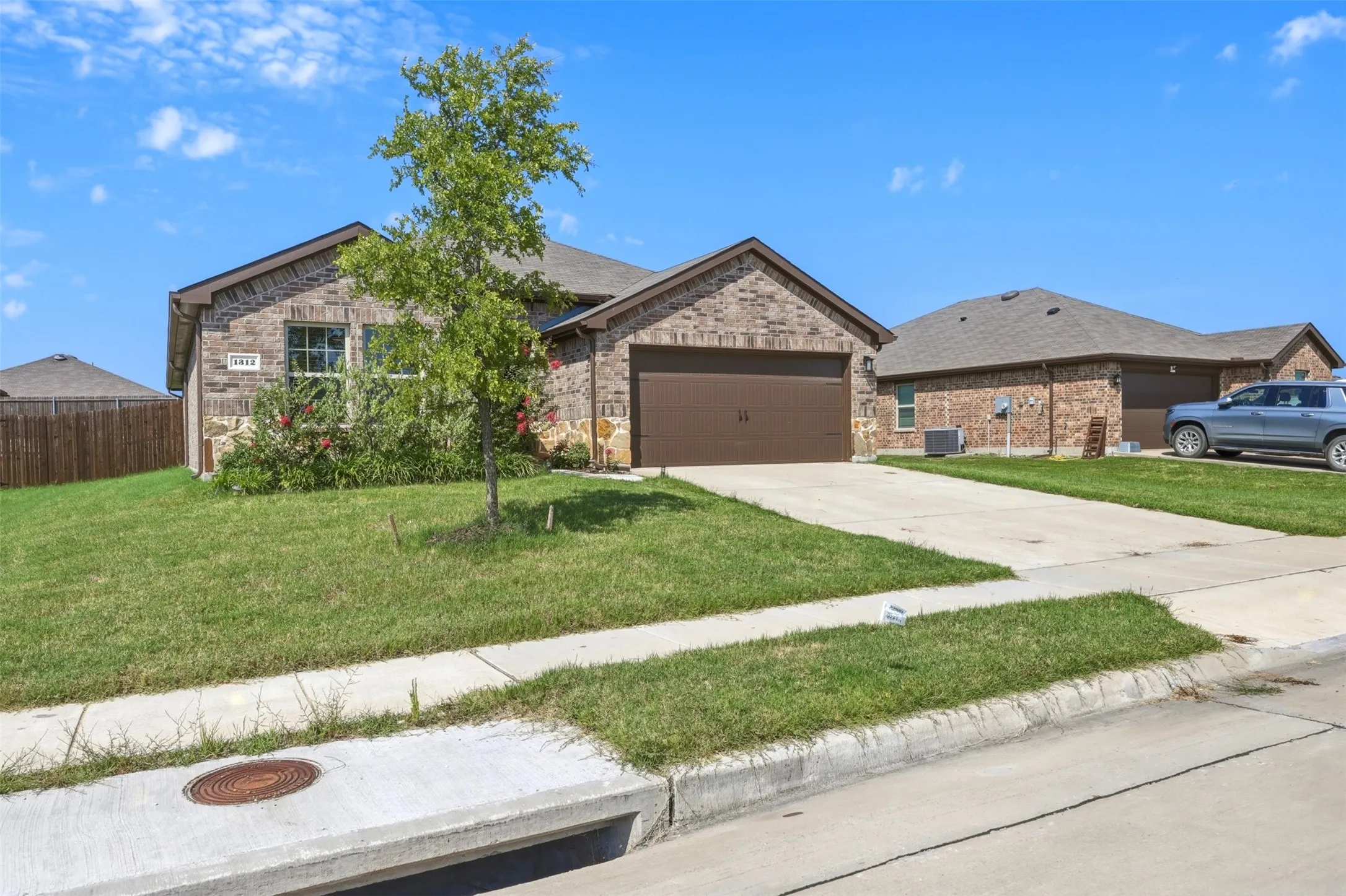 Single Family Residence For Sale in Collin County , 1312 Honeysuckle Drive, Josephine, Texas 75189, 4 Bedroom, 2 Bathroom, 2 Garage spaces, 1,785 Sqft, built in 2021, mls#20952551, Real Estate Agent in Josephine, Homes For Sale in Collin county, Homes For Sale in Josephine, Realtor in Josephine Texas, Real Estate Brokerage Independent Realty Texas, Luminita Cordes Realtor