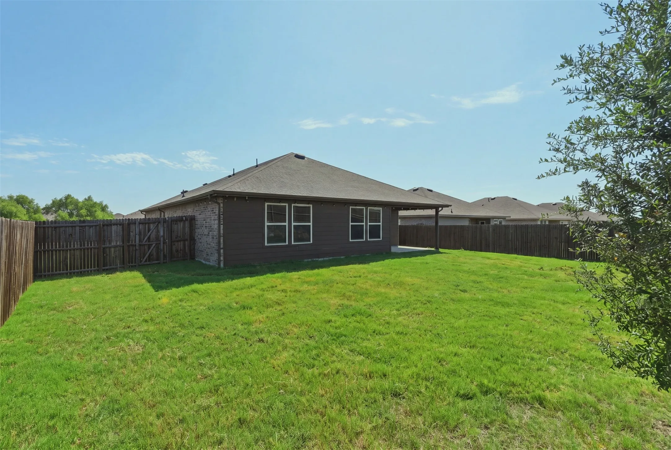 Single Family Residence For Sale in Collin County , 1312 Honeysuckle Drive, Josephine, Texas 75189, 4 Bedroom, 2 Bathroom, 2 Garage spaces, 1,785 Sqft, built in 2021, mls#20952551, Real Estate Agent in Josephine, Homes For Sale in Collin county, Homes For Sale in Josephine, Realtor in Josephine Texas, Real Estate Brokerage Independent Realty Texas, Luminita Cordes Realtor