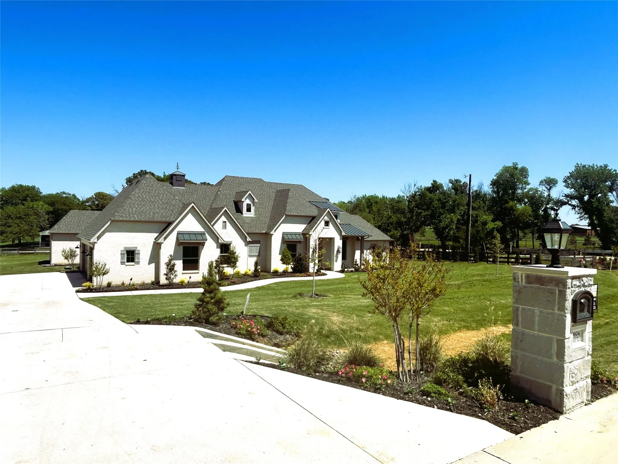 Single Family Residence For Sale in Denton County , 9604 Hester Lane, Argyle, Texas 76226, 4 Bedroom, 4 Bathroom, 3 Garage spaces, 4,258 Sqft, built in 2024, mls#20954050, Real Estate Agent in Argyle, Homes For Sale in Denton county, Homes For Sale in Argyle, Realtor in Argyle Texas, Real Estate Brokerage Independent Realty Texas, Luminita Cordes Realtor