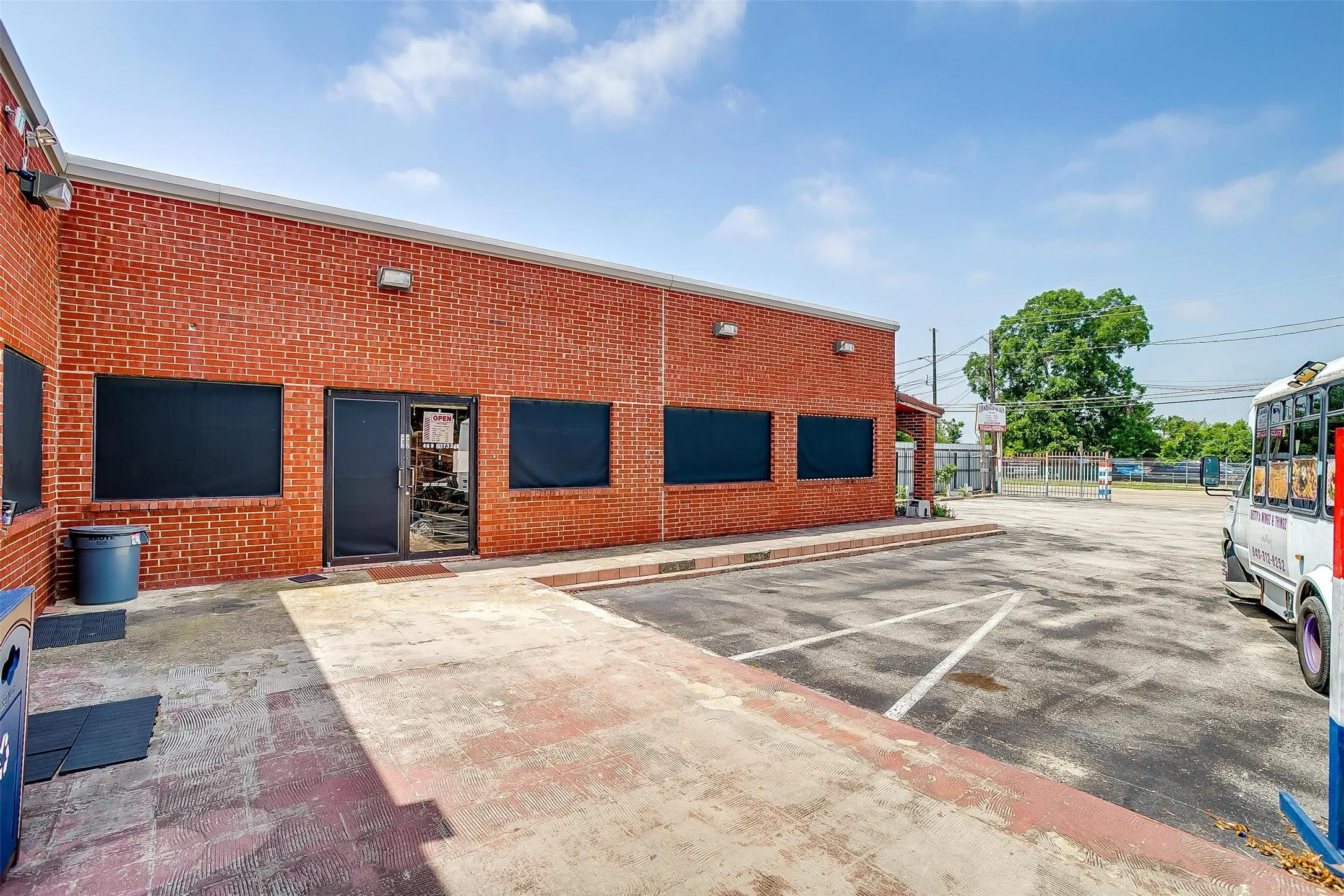 Business For Sale in Dallas County , 9738 Brockbank Drive, Dallas, Texas 75220, 0, 0, Garage spaces, 0 Sqft, built in 2002, Preowned, mls#20952787, Real Estate Agent in Dallas, Homes For Sale in Dallas county, Homes For Sale in Dallas, Realtor in Dallas Texas, Real Estate Brokerage Independent Realty Texas, Luminita Cordes Realtor