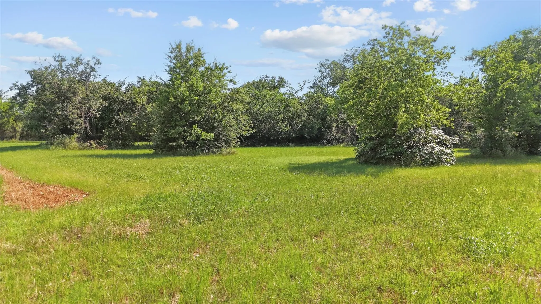 Unimproved Land For Sale in Denton County , 122 W Shady Shores Road, Shady Shores, Texas 76210, 0, 0, Garage spaces, 0 Sqft, built in 0, mls#20954830, Real Estate Agent in Shady Shores, Homes For Sale in Denton county, Homes For Sale in Shady Shores, Realtor in Shady Shores Texas, Real Estate Brokerage Independent Realty Texas, Luminita Cordes Realtor