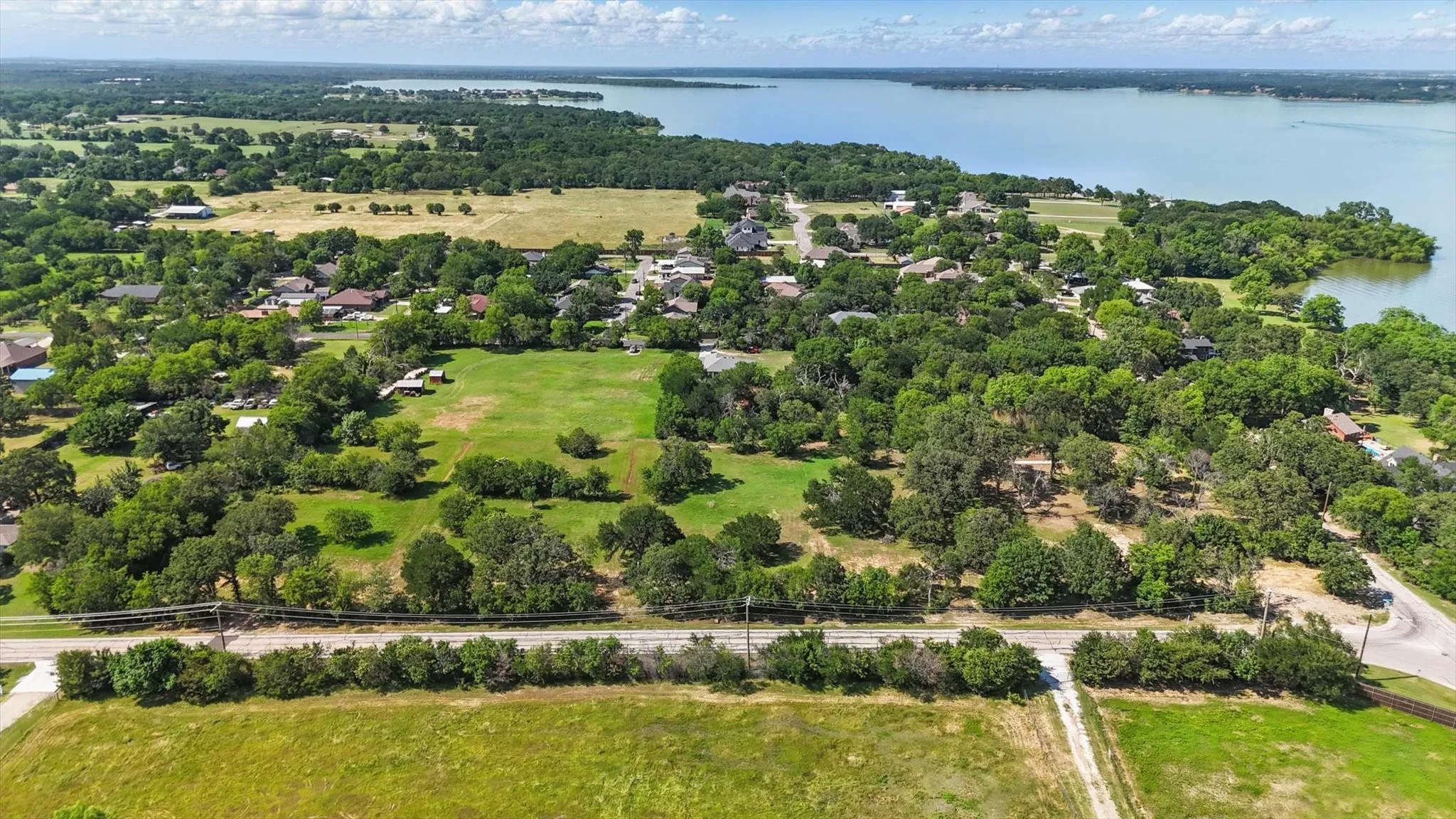 Unimproved Land For Sale in Denton County , 122 W Shady Shores Road, Shady Shores, Texas 76210, 0, 0, Garage spaces, 0 Sqft, built in 0, mls#20954830, Real Estate Agent in Shady Shores, Homes For Sale in Denton county, Homes For Sale in Shady Shores, Realtor in Shady Shores Texas, Real Estate Brokerage Independent Realty Texas, Luminita Cordes Realtor