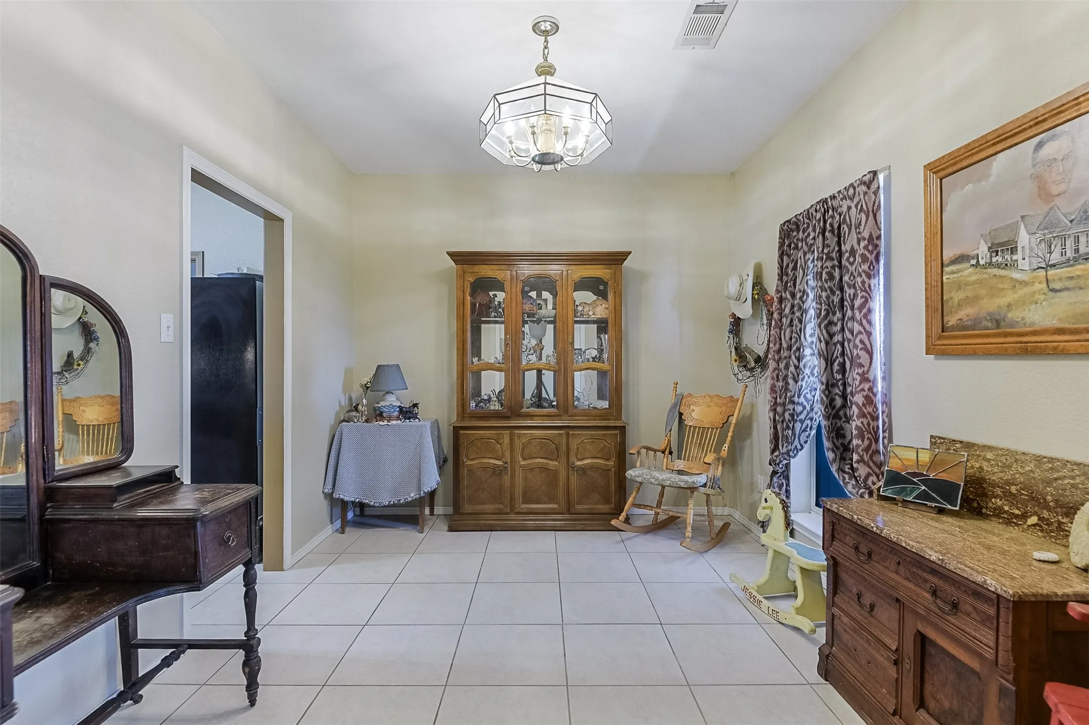 Farm For Sale in Ellis County , 2403 Greathouse Road, Waxahachie, Texas 75167, 4 Bedroom, 2 Bathroom, Garage spaces, 3,048 Sqft, built in 2000, Preowned, mls#20948784, Real Estate Agent in Waxahachie, Homes For Sale in Ellis county, Homes For Sale in Waxahachie, Realtor in Waxahachie Texas, Real Estate Brokerage Independent Realty Texas, Luminita Cordes Realtor