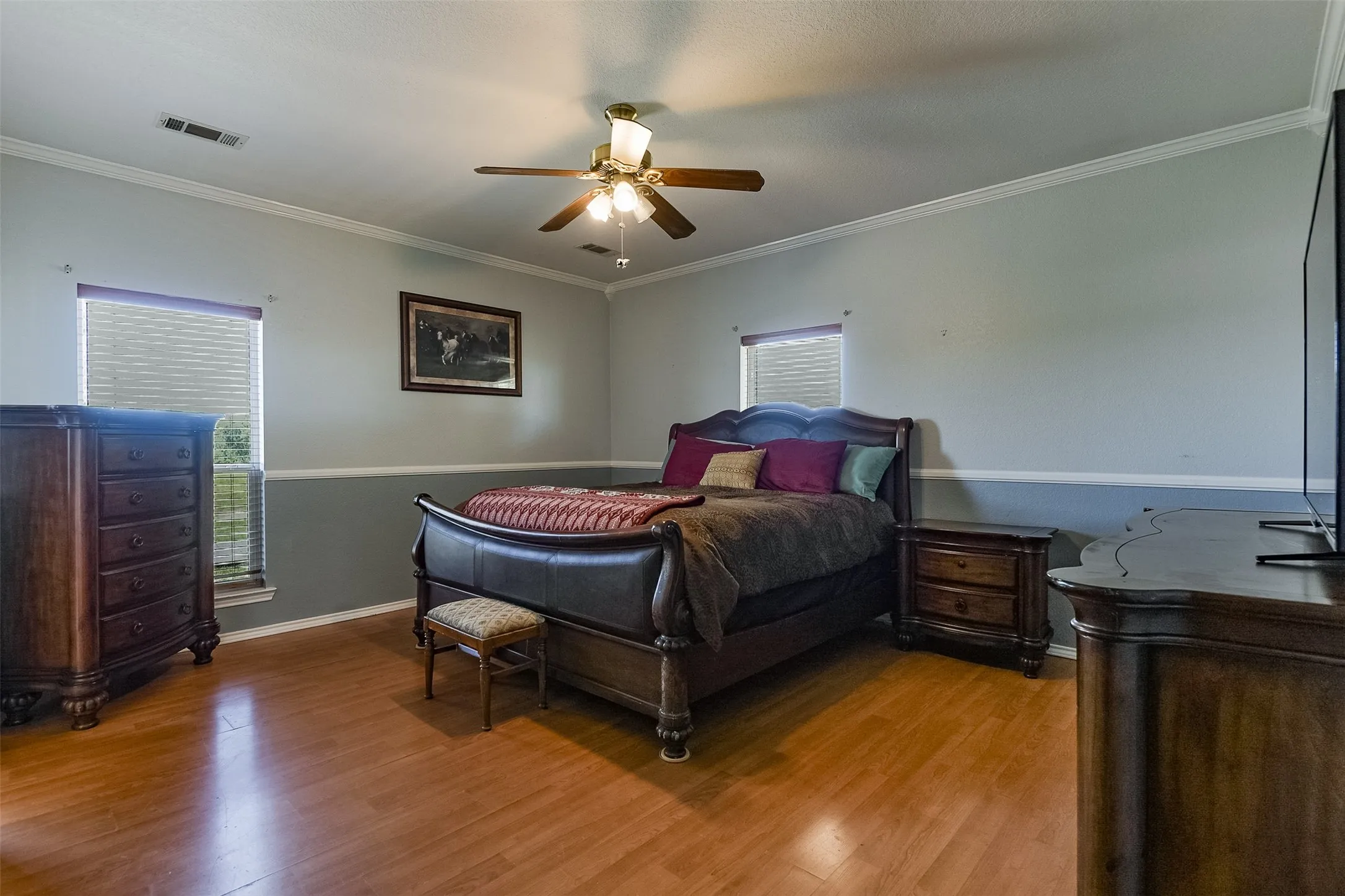 Farm For Sale in Ellis County , 2403 Greathouse Road, Waxahachie, Texas 75167, 4 Bedroom, 2 Bathroom, Garage spaces, 3,048 Sqft, built in 2000, Preowned, mls#20948784, Real Estate Agent in Waxahachie, Homes For Sale in Ellis county, Homes For Sale in Waxahachie, Realtor in Waxahachie Texas, Real Estate Brokerage Independent Realty Texas, Luminita Cordes Realtor