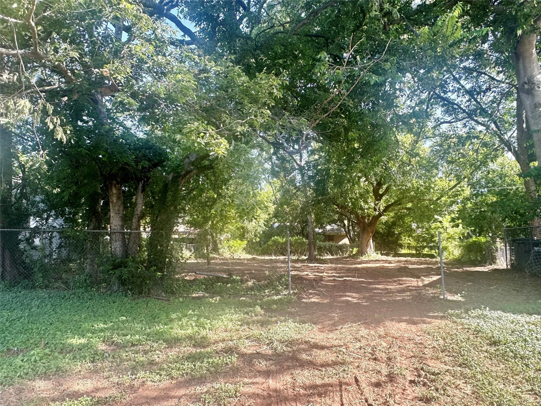 Improved Land For Sale in Mc Lennan County , 316 Fisseler Street, Waco, Texas 76704, 0, 0, Garage spaces, 0 Sqft, built in 0, Price $29,500, mls#20955634, Real Estate Agent in Waco, Homes For Sale in Mc Lennan county, Homes For Sale in Waco, Realtor in Waco Texas, Real Estate Brokerage Independent Realty Texas, Luminita Cordes Realtor