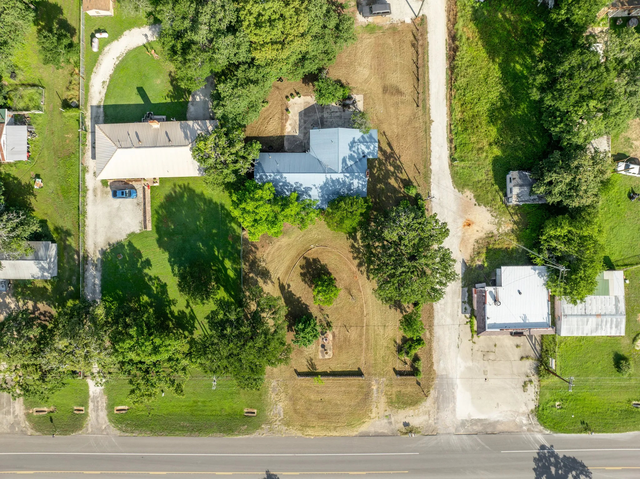 Single Family Residence For Sale in Hill County , 1089 State Highway 22, Whitney, Texas 76692, 3 Bedrooms, 3 Bathrooms, Garage spaces, 1,850 Sqft, built in 0, Price $119,000, mls#20955116, Real Estate Agent in Whitney, Homes For Sale in Hill county, Homes For Sale in Whitney, Realtor in Whitney Texas, Real Estate Brokerage Independent Realty Texas, Luminita Cordes Realtor