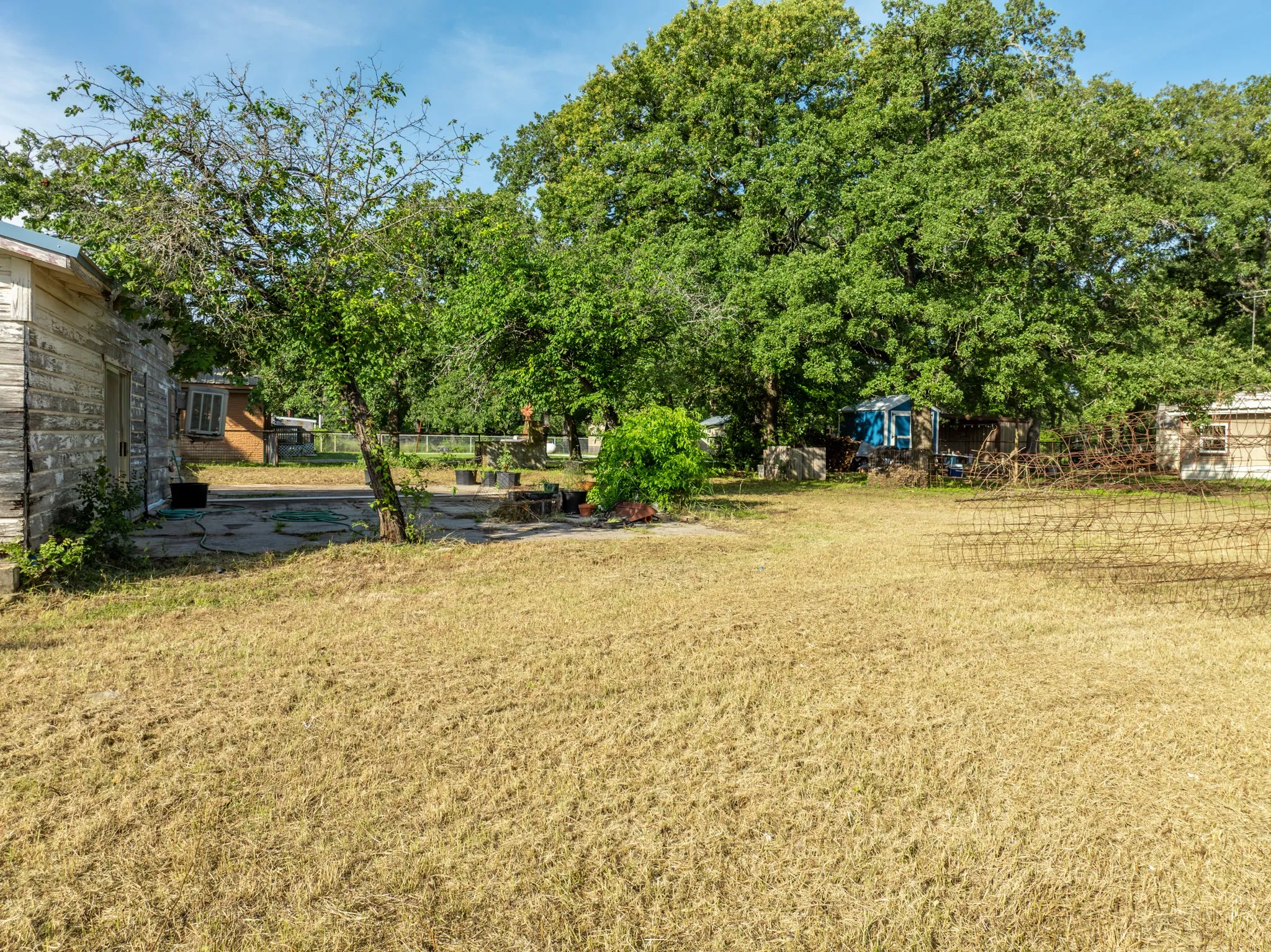 Single Family Residence For Sale in Hill County , 1089 State Highway 22, Whitney, Texas 76692, 3 Bedrooms, 3 Bathrooms, Garage spaces, 1,850 Sqft, built in 0, Price $119,000, mls#20955116, Real Estate Agent in Whitney, Homes For Sale in Hill county, Homes For Sale in Whitney, Realtor in Whitney Texas, Real Estate Brokerage Independent Realty Texas, Luminita Cordes Realtor