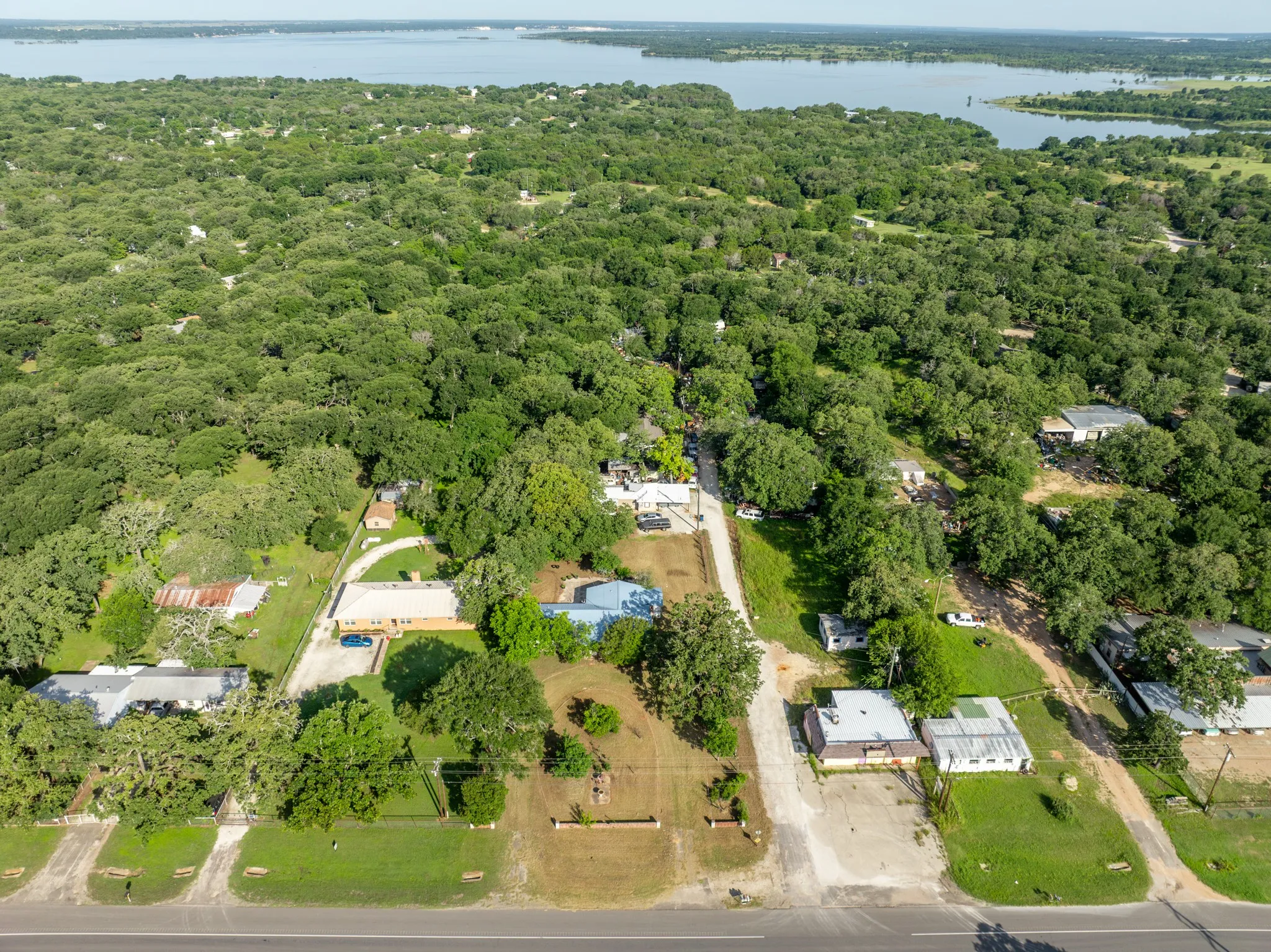 Single Family Residence For Sale in Hill County , 1089 State Highway 22, Whitney, Texas 76692, 3 Bedrooms, 3 Bathrooms, Garage spaces, 1,850 Sqft, built in 0, Price $119,000, mls#20955116, Real Estate Agent in Whitney, Homes For Sale in Hill county, Homes For Sale in Whitney, Realtor in Whitney Texas, Real Estate Brokerage Independent Realty Texas, Luminita Cordes Realtor