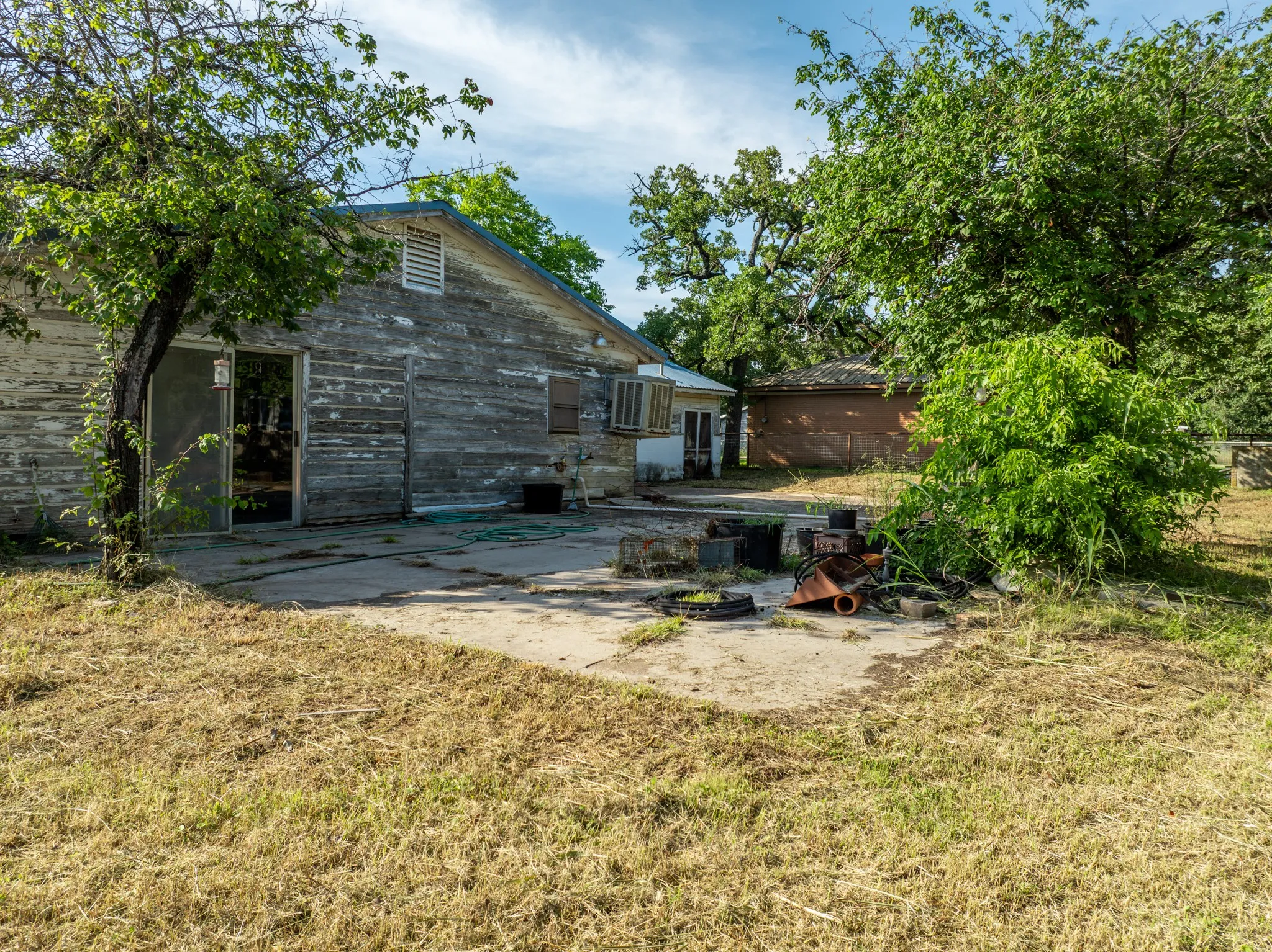 Single Family Residence For Sale in Hill County , 1089 State Highway 22, Whitney, Texas 76692, 3 Bedrooms, 3 Bathrooms, Garage spaces, 1,850 Sqft, built in 0, Price $119,000, mls#20955116, Real Estate Agent in Whitney, Homes For Sale in Hill county, Homes For Sale in Whitney, Realtor in Whitney Texas, Real Estate Brokerage Independent Realty Texas, Luminita Cordes Realtor