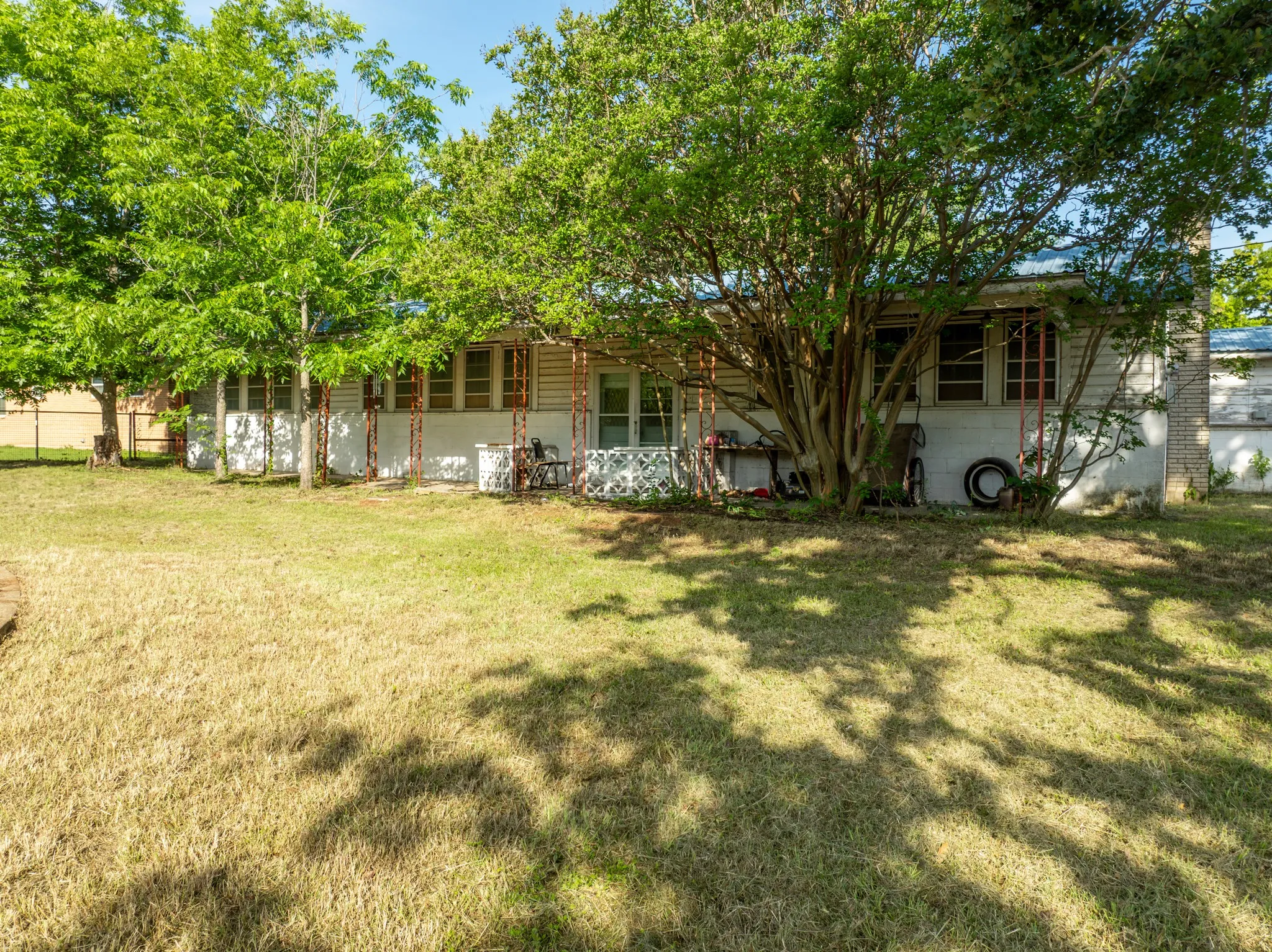 Single Family Residence For Sale in Hill County , 1089 State Highway 22, Whitney, Texas 76692, 3 Bedrooms, 3 Bathrooms, Garage spaces, 1,850 Sqft, built in 0, Price $119,000, mls#20955116, Real Estate Agent in Whitney, Homes For Sale in Hill county, Homes For Sale in Whitney, Realtor in Whitney Texas, Real Estate Brokerage Independent Realty Texas, Luminita Cordes Realtor