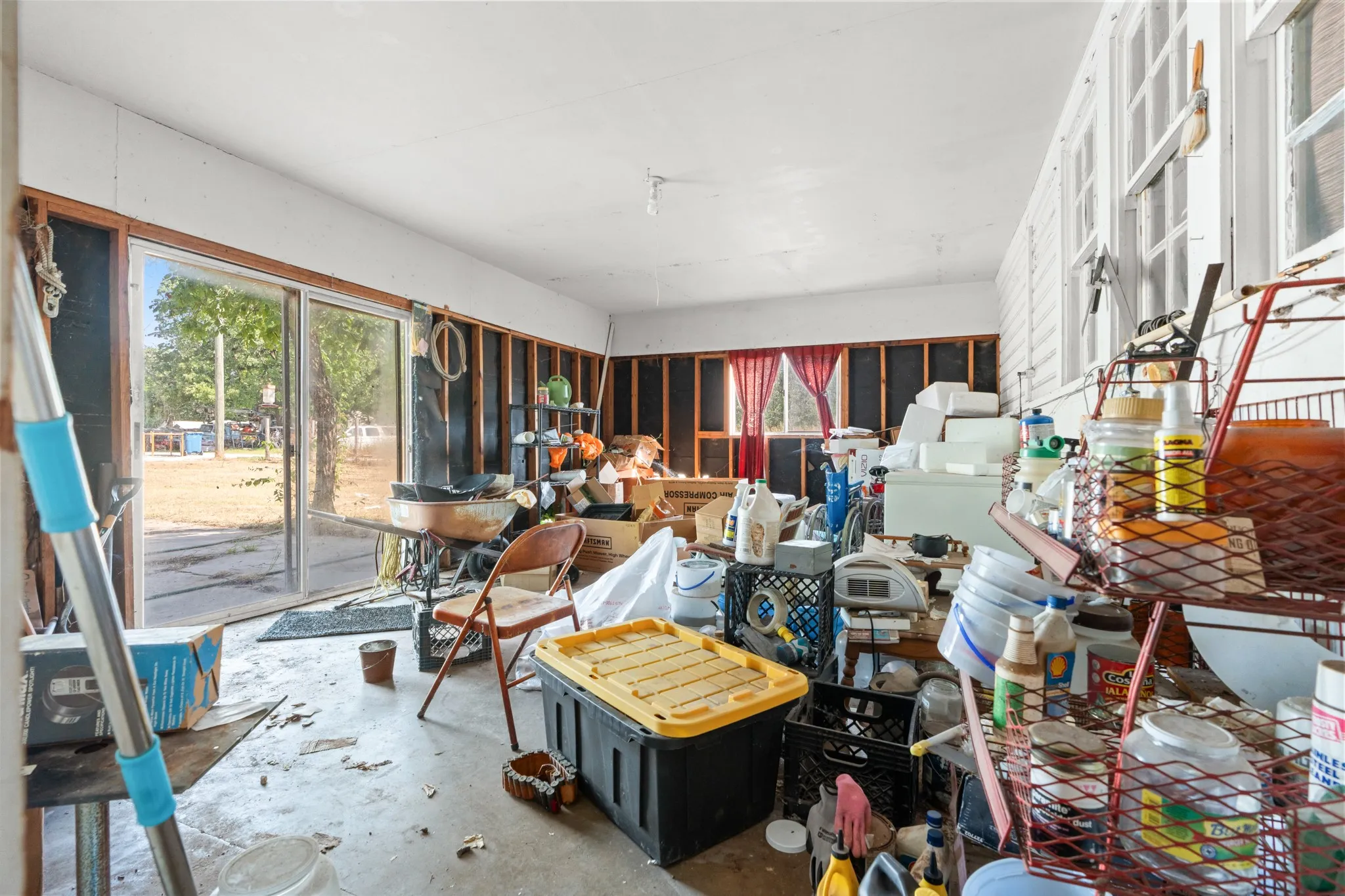 Single Family Residence For Sale in Hill County , 1089 State Highway 22, Whitney, Texas 76692, 3 Bedrooms, 3 Bathrooms, Garage spaces, 1,850 Sqft, built in 0, Price $119,000, mls#20955116, Real Estate Agent in Whitney, Homes For Sale in Hill county, Homes For Sale in Whitney, Realtor in Whitney Texas, Real Estate Brokerage Independent Realty Texas, Luminita Cordes Realtor
