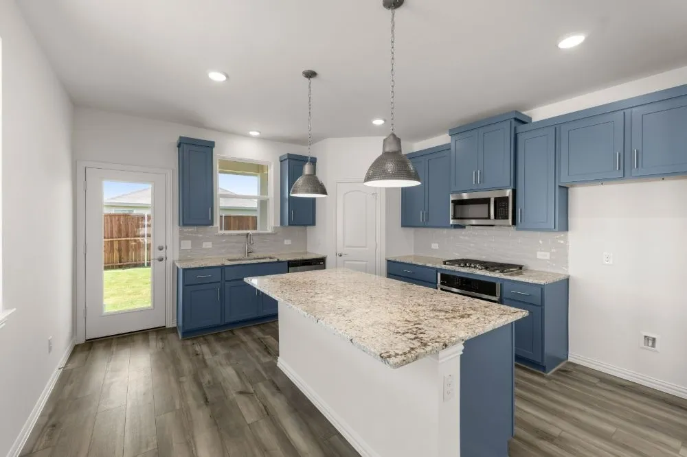16. 1405 Grove Pond - Kitchen