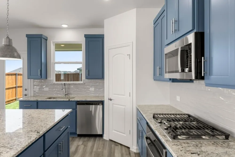 18. 1405 Grove Pond - Kitchen (3)