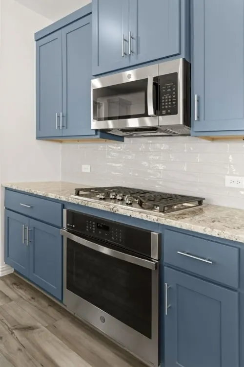 20. 1405 Grove Pond - Kitchen (5)