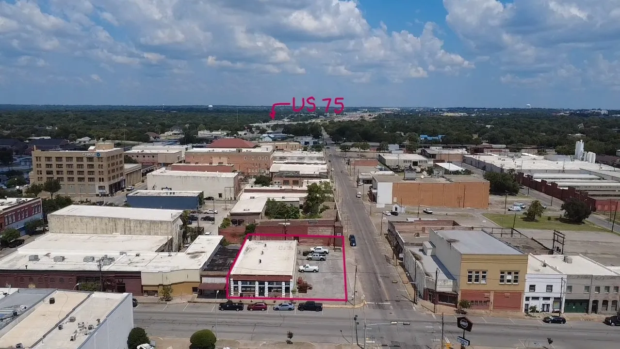 Business For Sale in Grayson County , 117 E Houston Street, Sherman, Texas 75090, 0, 0, Garage spaces, 0 Sqft, built in 1895, Preowned, mls#20954096, Real Estate Agent in Sherman, Homes For Sale in Grayson county, Homes For Sale in Sherman, Realtor in Sherman Texas, Real Estate Brokerage Independent Realty Texas, Luminita Cordes Realtor