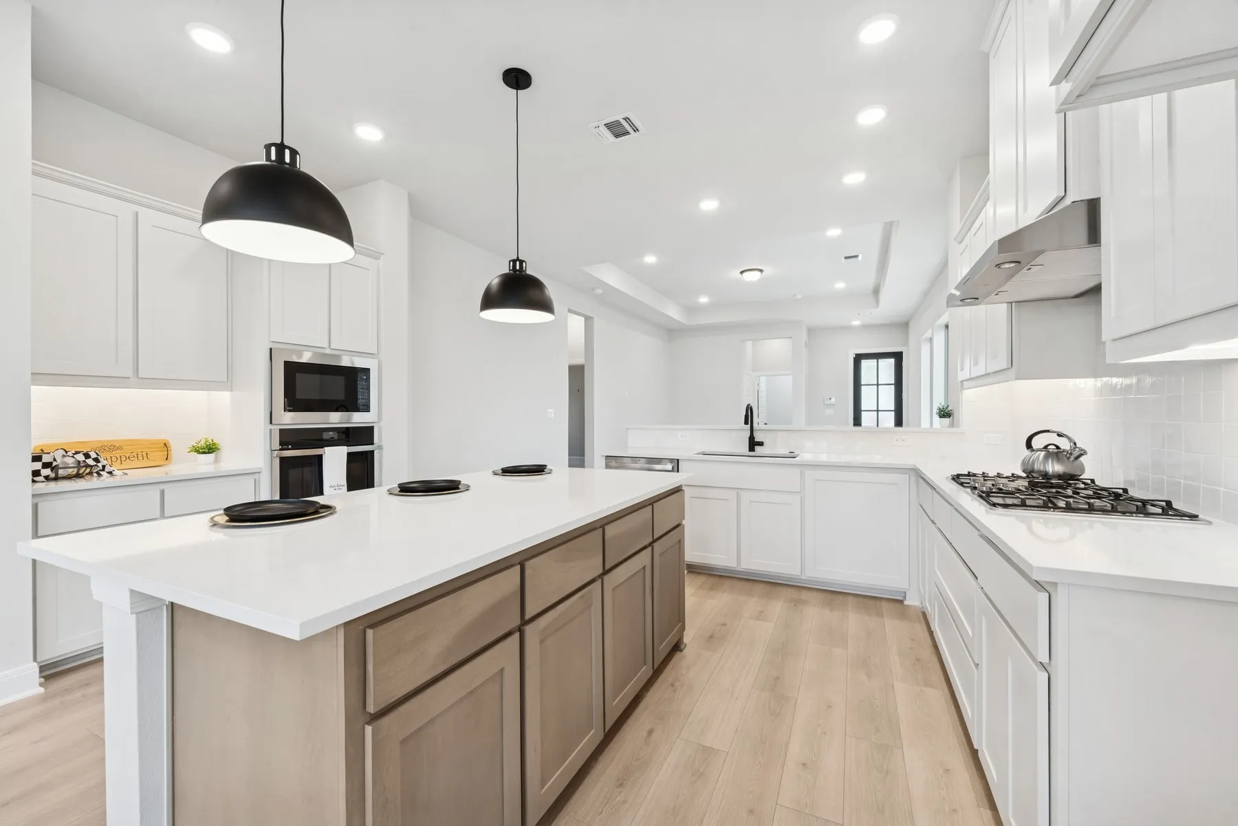 Single Family Residence For Sale in Dallas County , 1905 Hazel Lily Run, Mesquite, Texas 75181, 3 Bedroom, 2 Bathroom, 2 Garage spaces, 1,643 Sqft, built in 2025, New Construction - Complete, mls#20960252, Real Estate Agent in Mesquite, Homes For Sale in Dallas county, Homes For Sale in Mesquite, Realtor in Mesquite Texas, Real Estate Brokerage Independent Realty Texas, Luminita Cordes Realtor