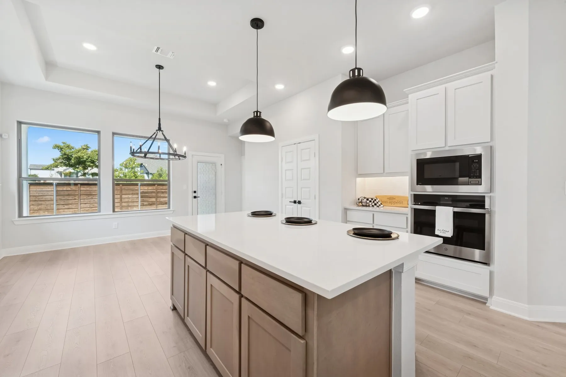 Single Family Residence For Sale in Dallas County , 1905 Hazel Lily Run, Mesquite, Texas 75181, 3 Bedroom, 2 Bathroom, 2 Garage spaces, 1,643 Sqft, built in 2025, New Construction - Complete, mls#20960252, Real Estate Agent in Mesquite, Homes For Sale in Dallas county, Homes For Sale in Mesquite, Realtor in Mesquite Texas, Real Estate Brokerage Independent Realty Texas, Luminita Cordes Realtor