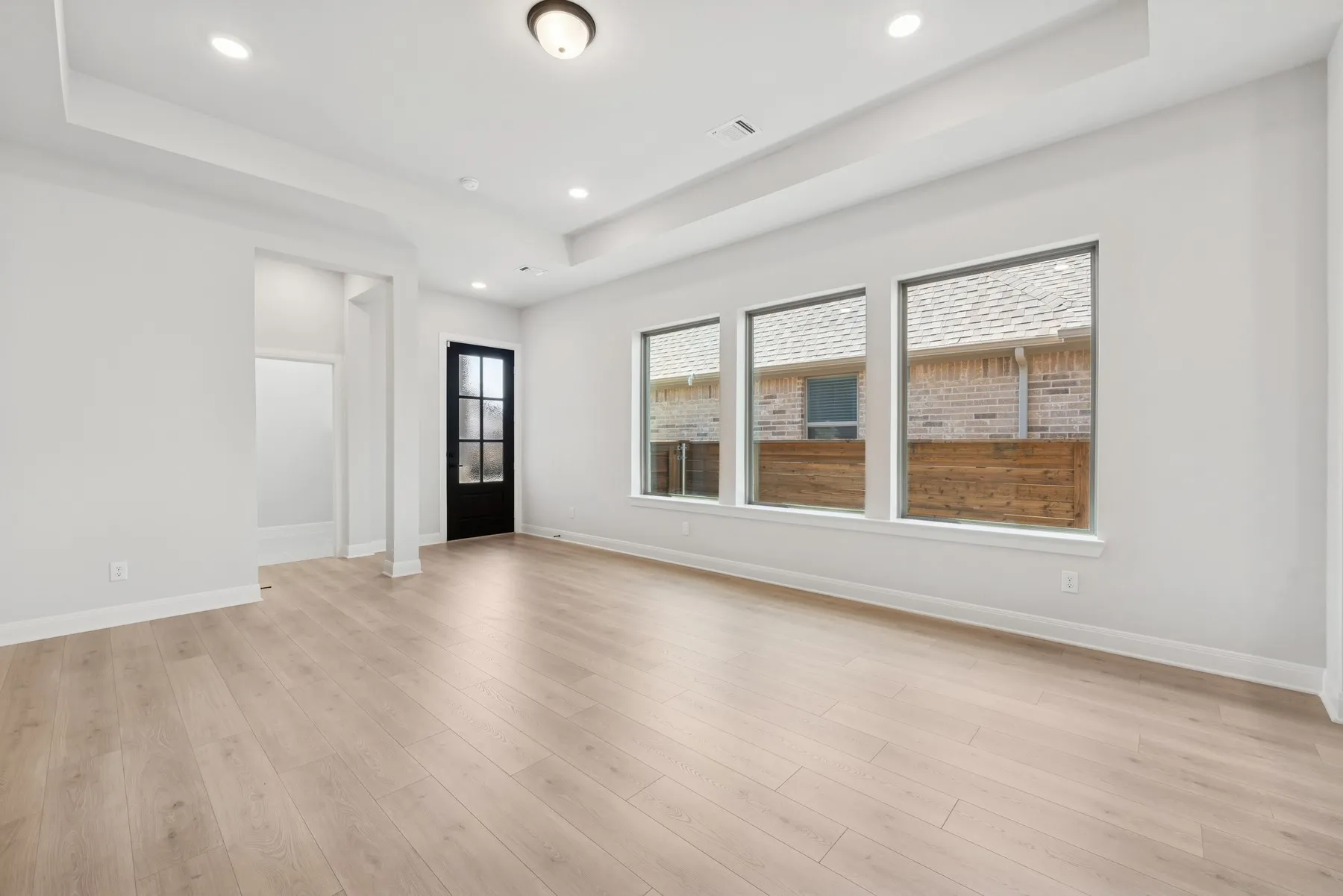 Single Family Residence For Sale in Dallas County , 1905 Hazel Lily Run, Mesquite, Texas 75181, 3 Bedroom, 2 Bathroom, 2 Garage spaces, 1,643 Sqft, built in 2025, New Construction - Complete, mls#20960252, Real Estate Agent in Mesquite, Homes For Sale in Dallas county, Homes For Sale in Mesquite, Realtor in Mesquite Texas, Real Estate Brokerage Independent Realty Texas, Luminita Cordes Realtor