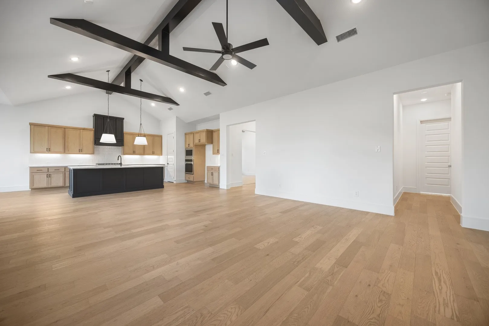 408 Double Eage Court-09.16.2025-GRNWRKS Media-26