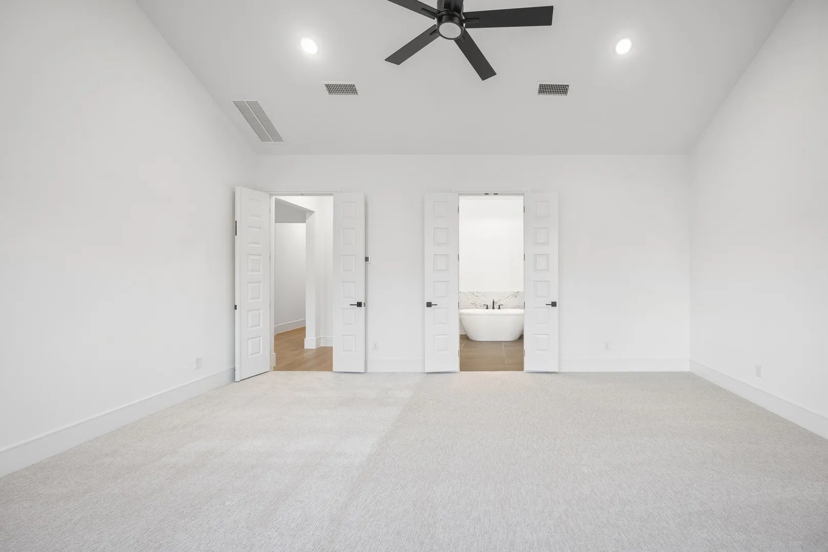 408 Double Eage Court-09.16.2025-GRNWRKS Media-14