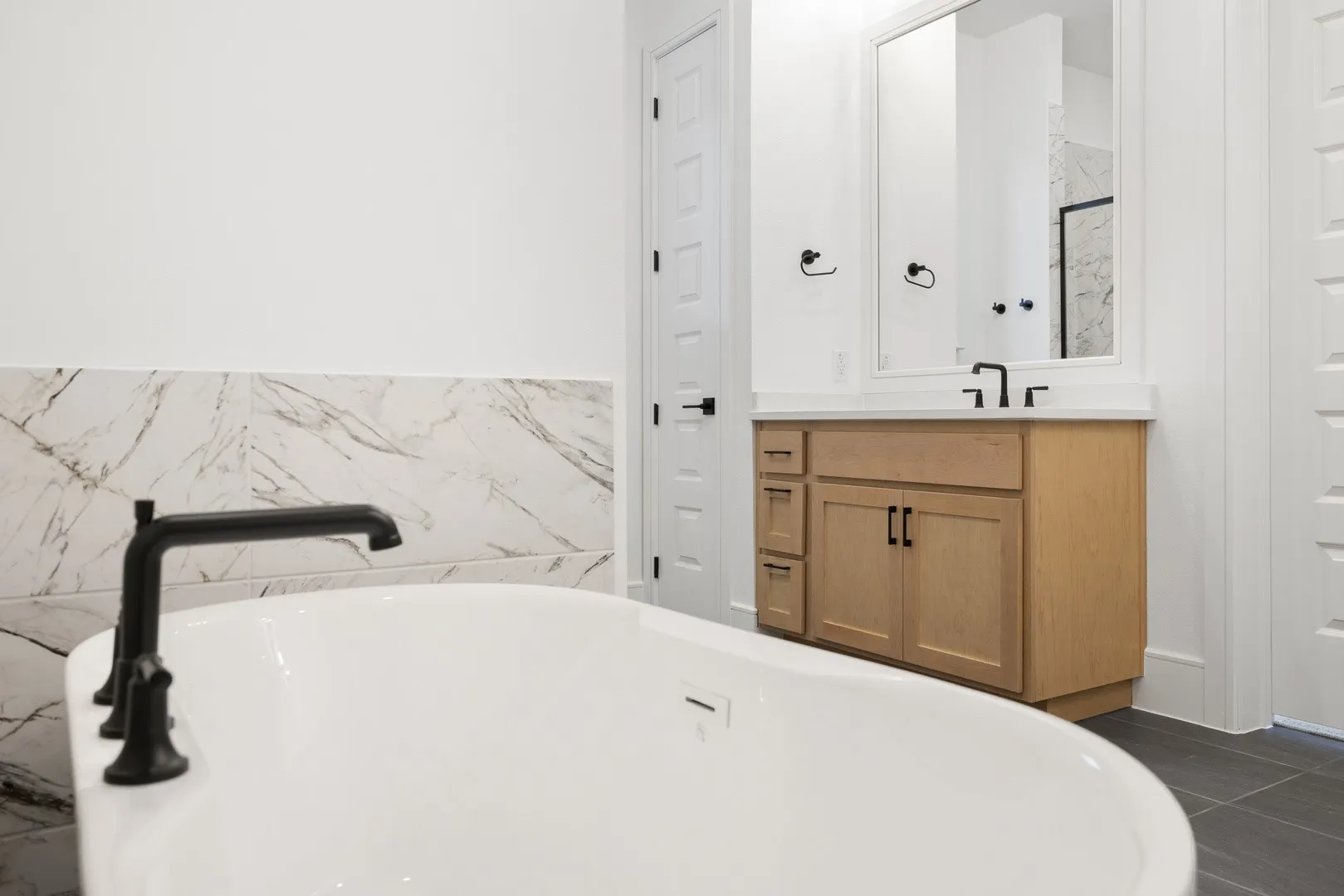 408 Double Eage Court-09.16.2025-GRNWRKS Media-13