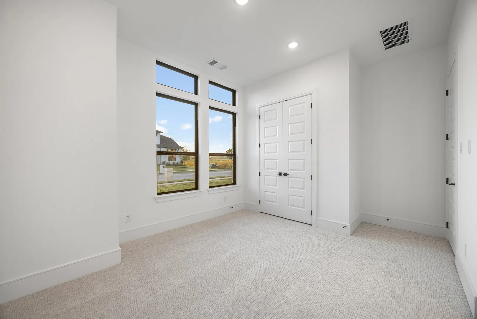 408 Double Eage Court-09.16.2025-GRNWRKS Media-24