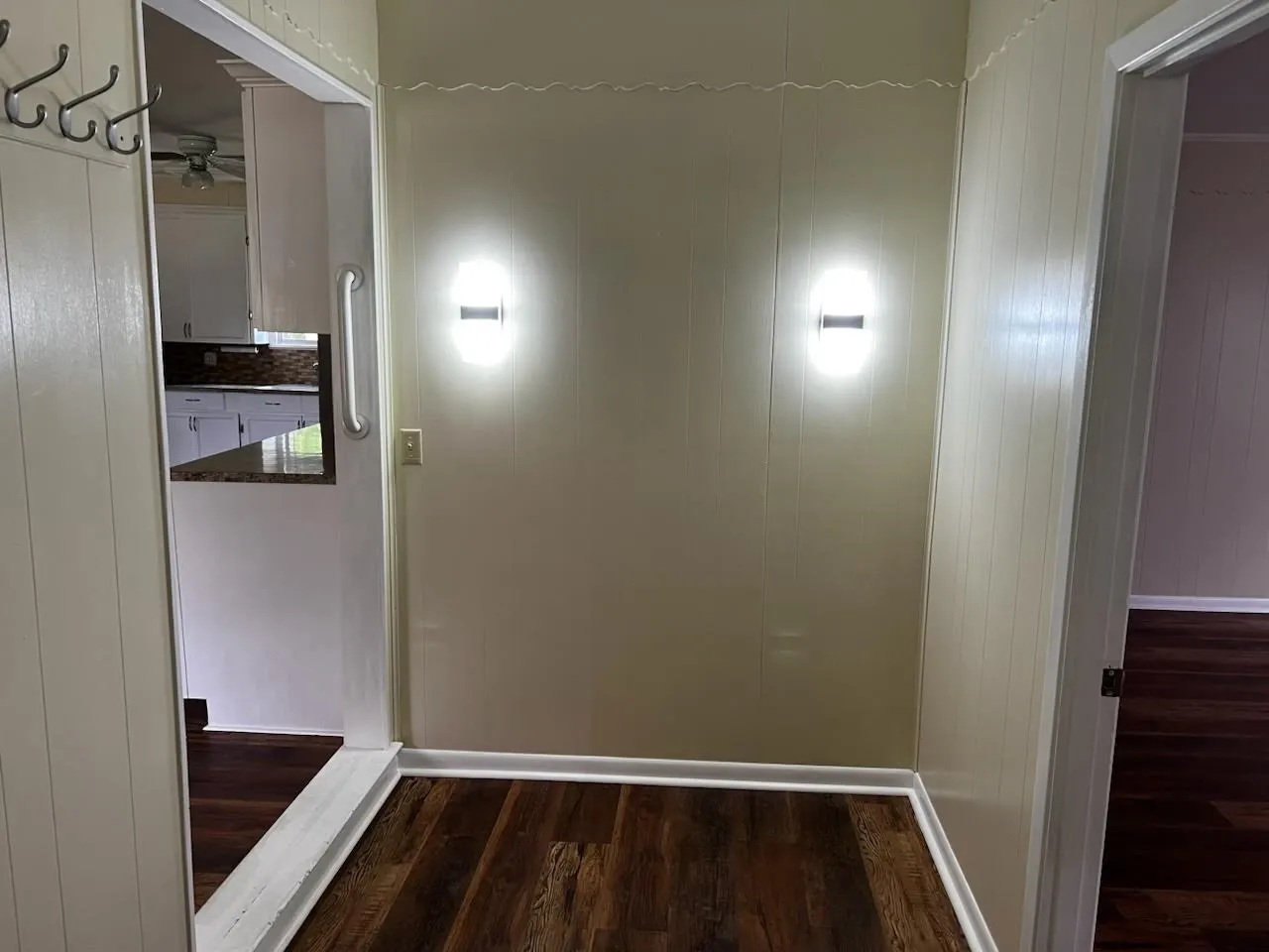 Single Family Residence For Sale in Kaufman County , 522 E Kempner Street, Mabank, Texas 75147, 4 Bedroom, 2 Bathroom, Garage spaces, 1,804 Sqft, built in 0, Preowned, mls#20962034, Real Estate Agent in Mabank, Homes For Sale in Kaufman county, Homes For Sale in Mabank, Realtor in Mabank Texas, Real Estate Brokerage Independent Realty Texas, Luminita Cordes Realtor