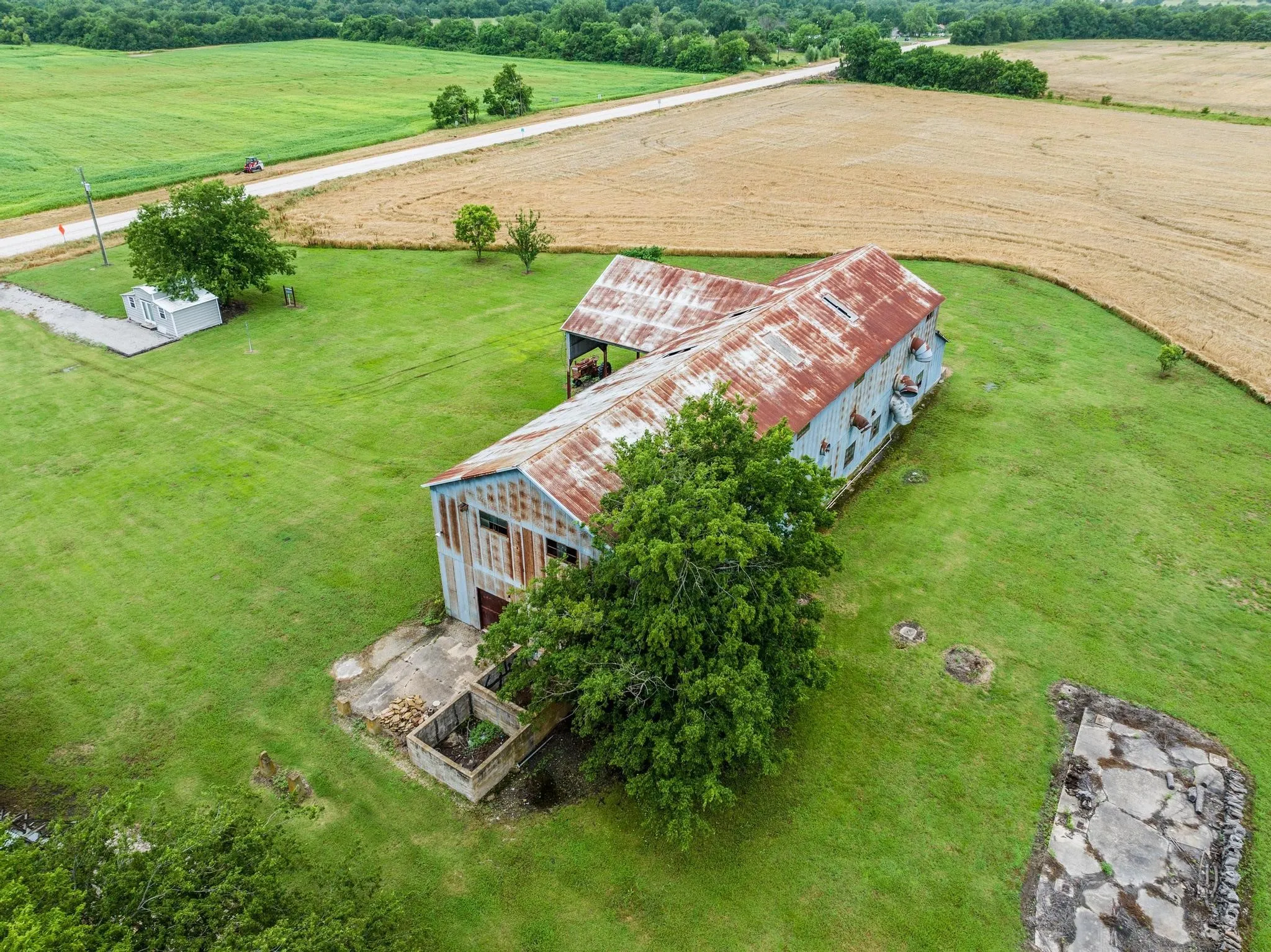 Warehouse For Sale in Fannin County , 4571 Fm-68, Gober, Texas 75443, 0, 0, Garage spaces, 0 Sqft, built in 1840, Preowned, mls#20962933, Real Estate Agent in Gober, Homes For Sale in Fannin county, Homes For Sale in Gober, Realtor in Gober Texas, Real Estate Brokerage Independent Realty Texas, Luminita Cordes Realtor