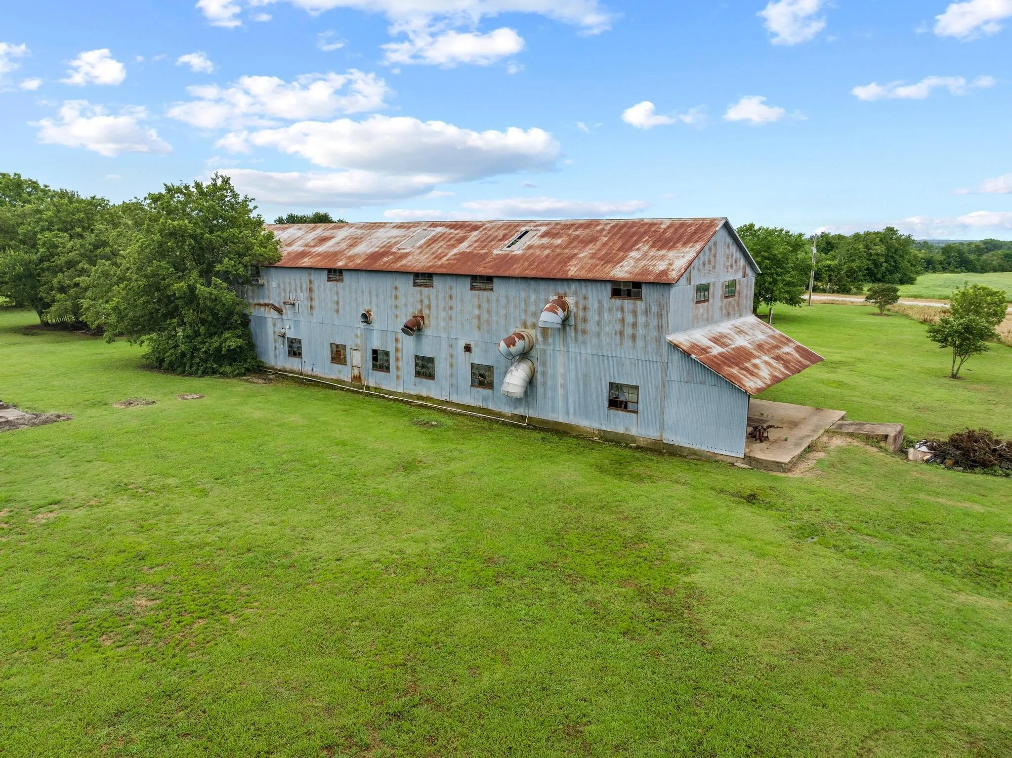 Warehouse For Sale in Fannin County , 4571 Fm-68, Gober, Texas 75443, 0, 0, Garage spaces, 0 Sqft, built in 1840, Preowned, mls#20962933, Real Estate Agent in Gober, Homes For Sale in Fannin county, Homes For Sale in Gober, Realtor in Gober Texas, Real Estate Brokerage Independent Realty Texas, Luminita Cordes Realtor
