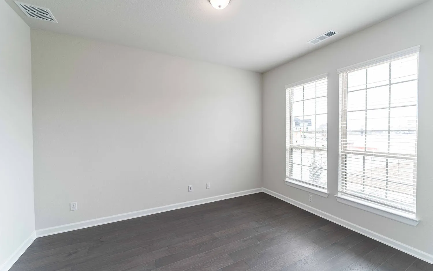 Single Family Residence For Sale in Rockwall County , 312 Big Antler Court, Heath, Texas 75126, 5 Bedroom, 4 Bathroom, 4 Garage spaces, 3,688 Sqft, built in 2025, New Construction - Incomplete, Price $799,990, mls#20964048, Real Estate Agent in Heath, Homes For Sale in Rockwall county, Homes For Sale in Heath, Realtor in Heath Texas, Real Estate Brokerage Independent Realty Texas, Luminita Cordes Realtor
