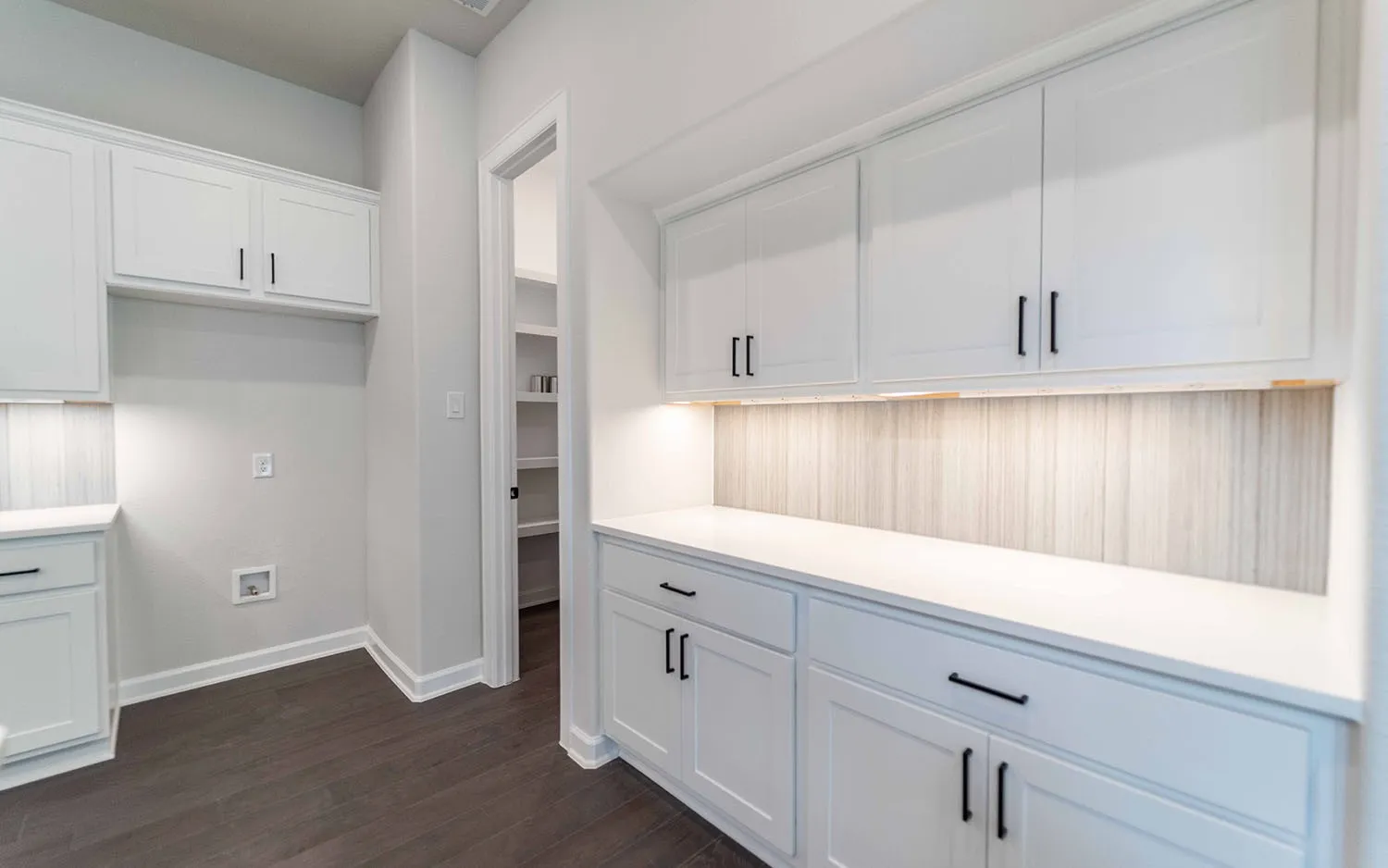Single Family Residence For Sale in Rockwall County , 312 Big Antler Court, Heath, Texas 75126, 5 Bedroom, 4 Bathroom, 4 Garage spaces, 3,688 Sqft, built in 2025, New Construction - Incomplete, Price $799,990, mls#20964048, Real Estate Agent in Heath, Homes For Sale in Rockwall county, Homes For Sale in Heath, Realtor in Heath Texas, Real Estate Brokerage Independent Realty Texas, Luminita Cordes Realtor