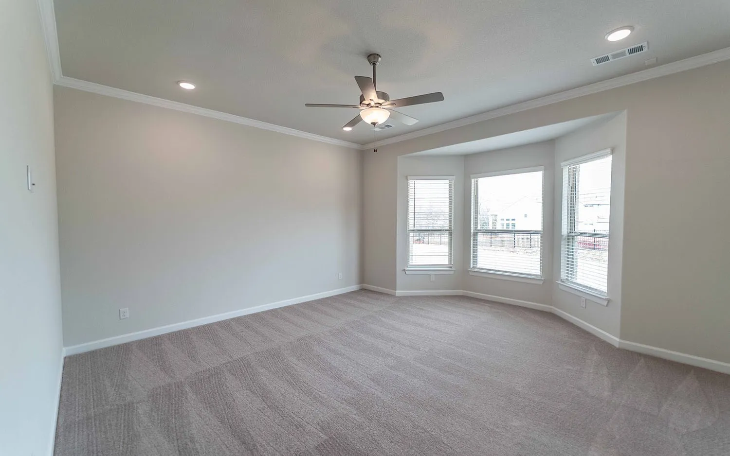 Single Family Residence For Sale in Rockwall County , 312 Big Antler Court, Heath, Texas 75126, 5 Bedroom, 4 Bathroom, 4 Garage spaces, 3,688 Sqft, built in 2025, New Construction - Incomplete, Price $799,990, mls#20964048, Real Estate Agent in Heath, Homes For Sale in Rockwall county, Homes For Sale in Heath, Realtor in Heath Texas, Real Estate Brokerage Independent Realty Texas, Luminita Cordes Realtor