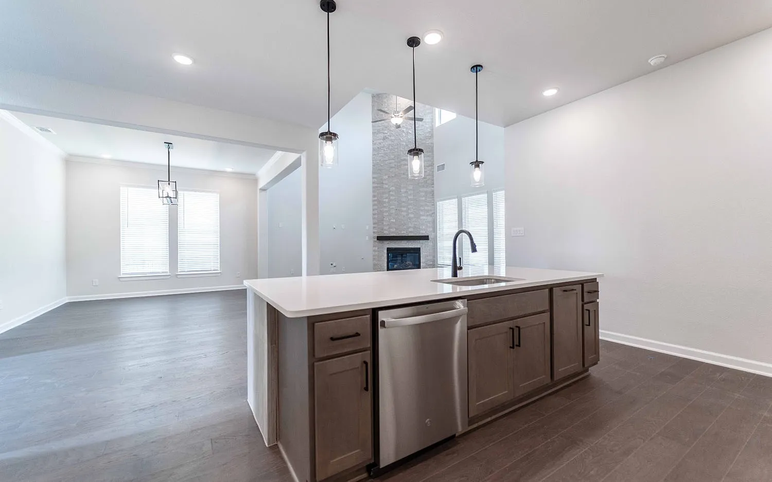 Single Family Residence For Sale in Rockwall County , 312 Big Antler Court, Heath, Texas 75126, 5 Bedroom, 4 Bathroom, 4 Garage spaces, 3,688 Sqft, built in 2025, New Construction - Incomplete, Price $799,990, mls#20964048, Real Estate Agent in Heath, Homes For Sale in Rockwall county, Homes For Sale in Heath, Realtor in Heath Texas, Real Estate Brokerage Independent Realty Texas, Luminita Cordes Realtor