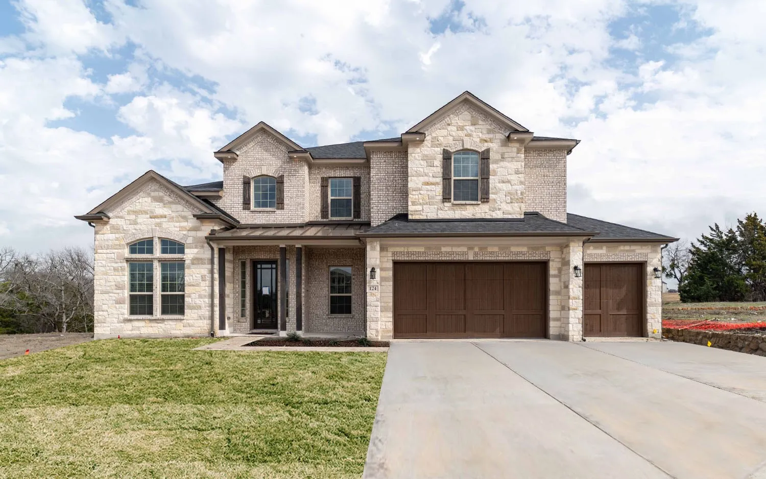 Single Family Residence For Sale in Rockwall County , 124 Deep Water Court, Heath, Texas 75126, 4 Bedroom, 4 Bathroom, 3 Garage spaces, 3,085 Sqft, built in 2025, New Construction - Incomplete, mls#20964084, Real Estate Agent in Heath, Homes For Sale in Rockwall county, Homes For Sale in Heath, Realtor in Heath Texas, Real Estate Brokerage Independent Realty Texas, Luminita Cordes Realtor