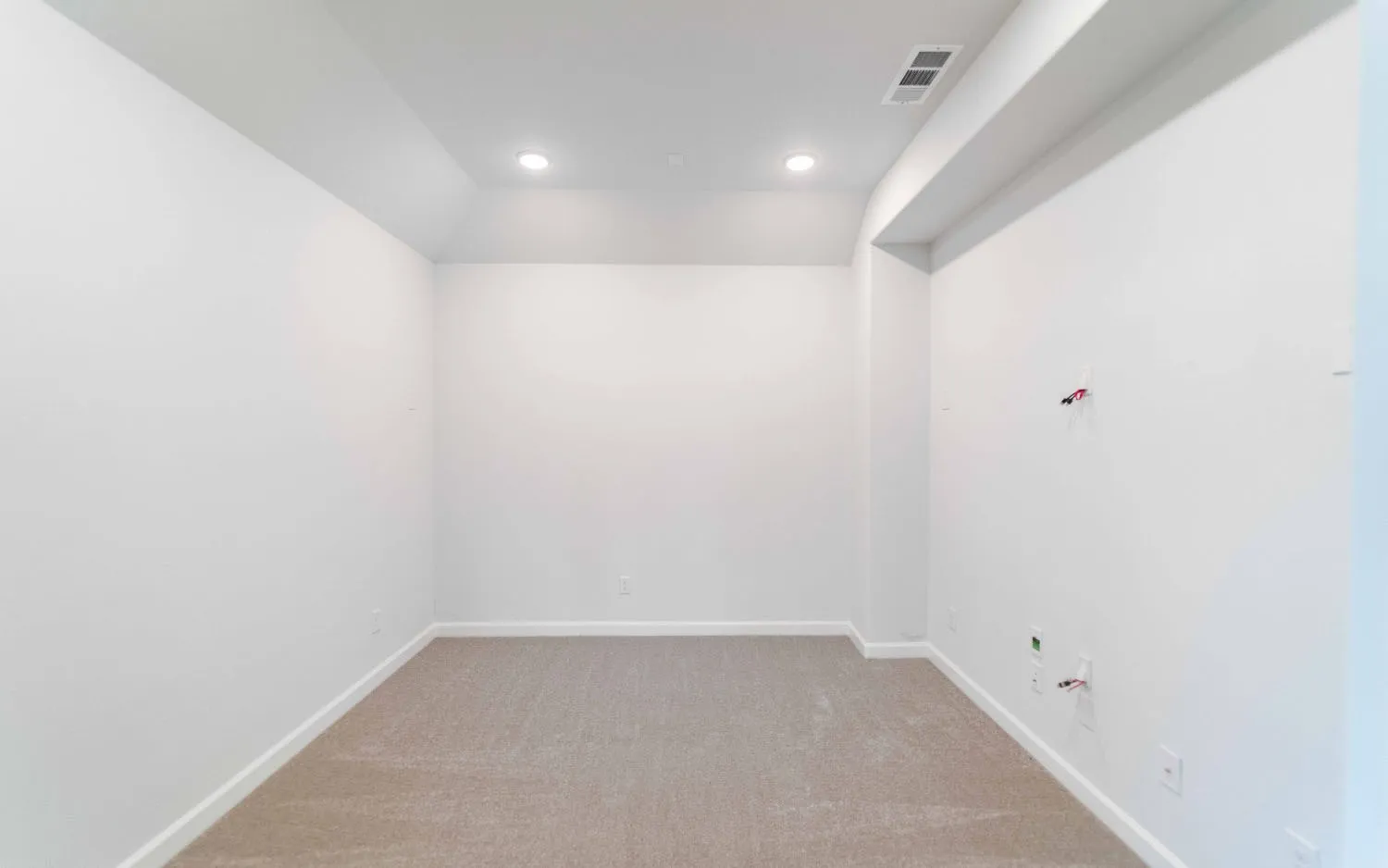 Single Family Residence For Sale in Rockwall County , 124 Deep Water Court, Heath, Texas 75126, 4 Bedroom, 4 Bathroom, 3 Garage spaces, 3,085 Sqft, built in 2025, New Construction - Incomplete, mls#20964084, Real Estate Agent in Heath, Homes For Sale in Rockwall county, Homes For Sale in Heath, Realtor in Heath Texas, Real Estate Brokerage Independent Realty Texas, Luminita Cordes Realtor
