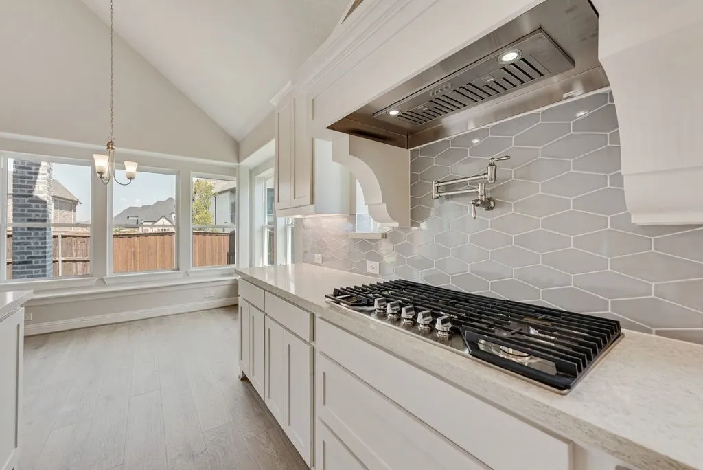 Single Family Residence For Sale in Johnson County , 1706 Cedar Bluff Parkway, Mansfield, Texas 76063, 5 Bedroom, 5 Bathroom, 3 Garage spaces, 4,722 Sqft, built in 2025, New Construction - Complete, mls#20965548, Real Estate Agent in Mansfield, Homes For Sale in Johnson county, Homes For Sale in Mansfield, Realtor in Mansfield Texas, Real Estate Brokerage Independent Realty Texas, Luminita Cordes Realtor