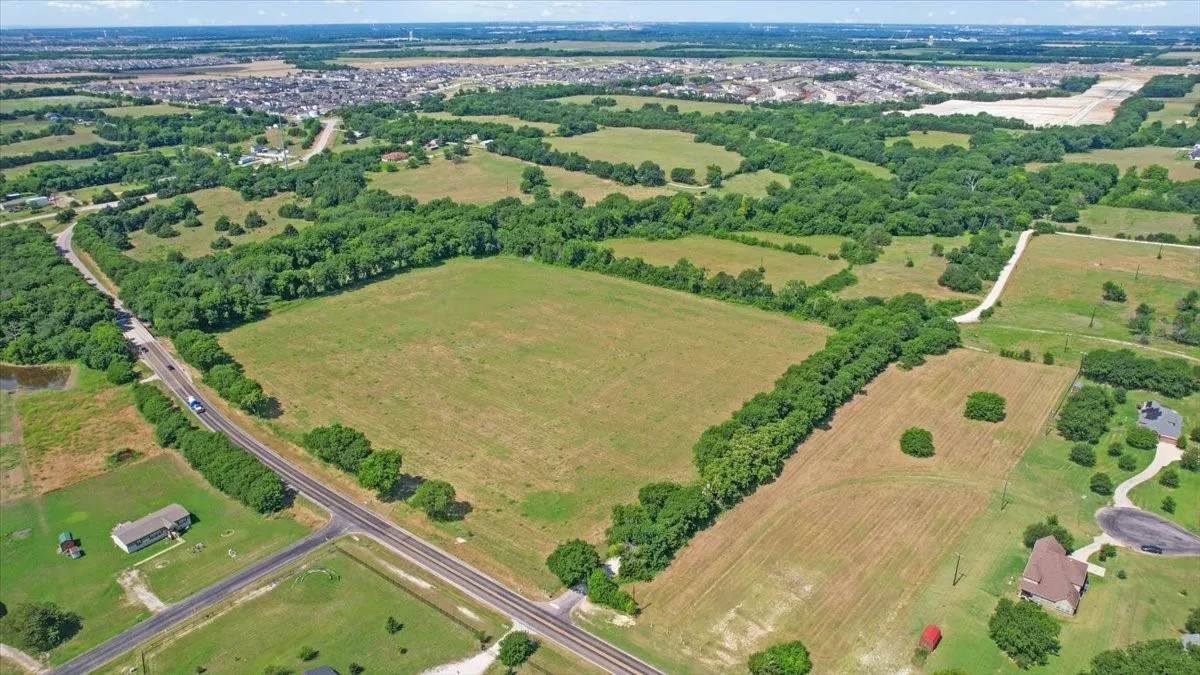 Ranch For Sale in Collin County , 4195 County Road 1001, Mc Kinney, Texas 75071, 0, 0, Garage spaces, 0 Sqft, built in 1999, mls#20963697, Real Estate Agent in Mc Kinney, Homes For Sale in Collin county, Homes For Sale in Mc Kinney, Realtor in Mc Kinney Texas, Real Estate Brokerage Independent Realty Texas, Luminita Cordes Realtor