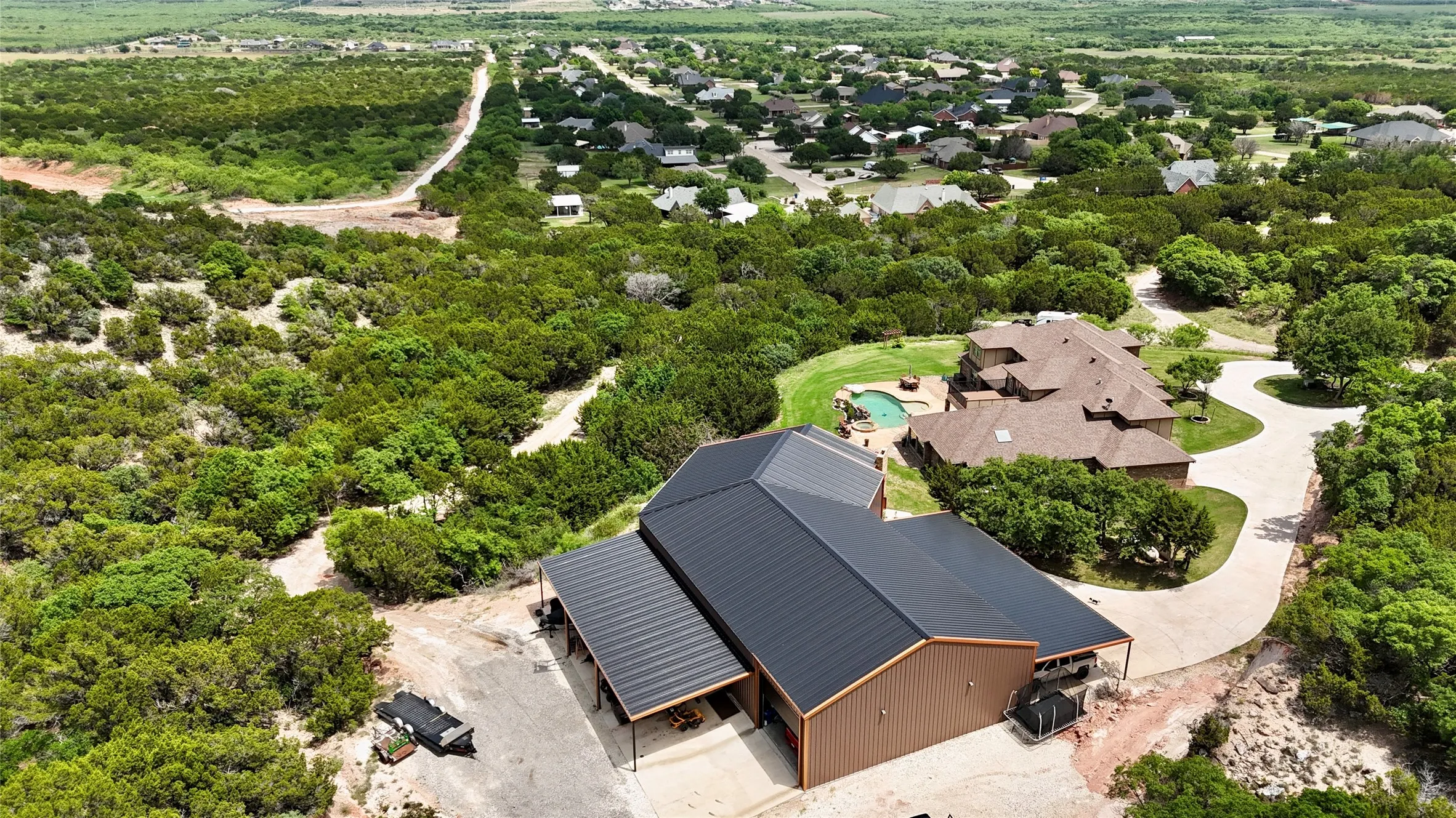 Single Family Residence For Sale in Taylor County , 642 Cedar Creek Ranch Trail, Tuscola, Texas 79562, 5 Bedroom, 6 Bathroom, 2 Garage spaces, 6,027 Sqft, built in 2011, mls#20966340, Real Estate Agent in Tuscola, Homes For Sale in Taylor county, Homes For Sale in Tuscola, Realtor in Tuscola Texas, Real Estate Brokerage Independent Realty Texas, Luminita Cordes Realtor