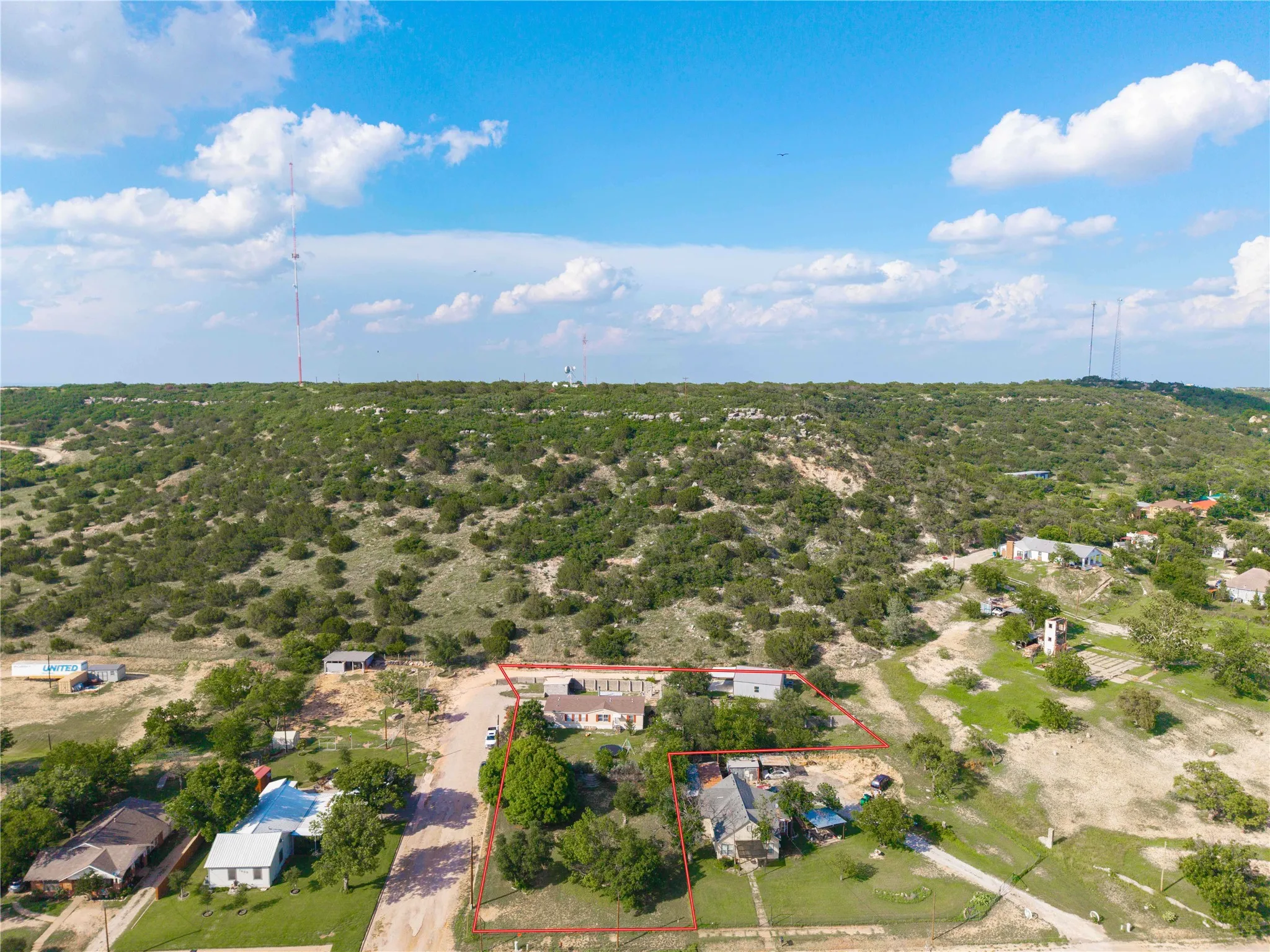 Manufactured Home For Sale in Coleman County , 1502 Avenue B, Santa Anna, Texas 76878, 3 Bedroom, 2 Bathroom, Garage spaces, 1,680 Sqft, built in 1998, mls#20965710, Real Estate Agent in Santa Anna, Homes For Sale in Coleman county, Homes For Sale in Santa Anna, Realtor in Santa Anna Texas, Real Estate Brokerage Independent Realty Texas, Luminita Cordes Realtor
