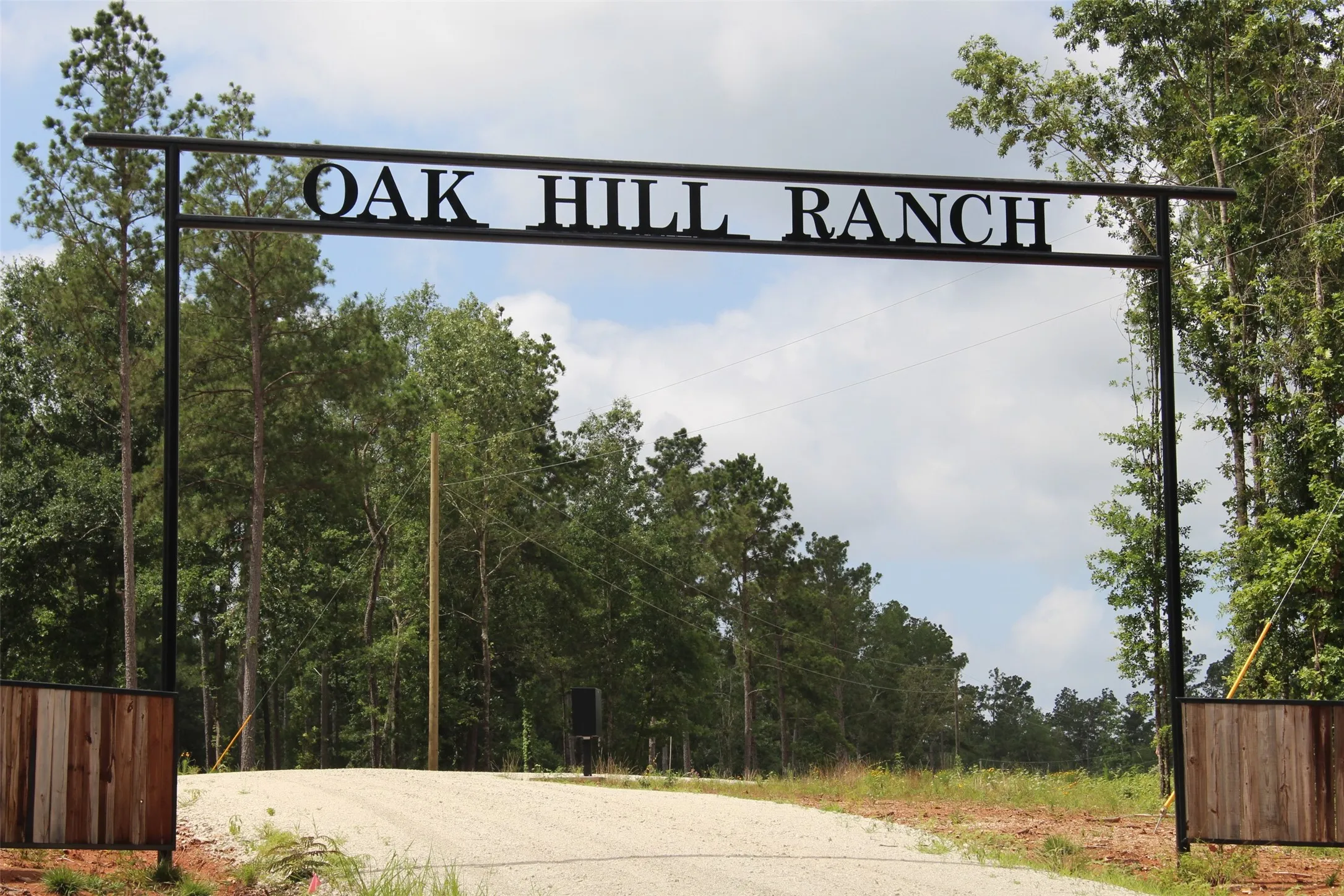 Oak Hill Ranch is 10+ acre lots through out.