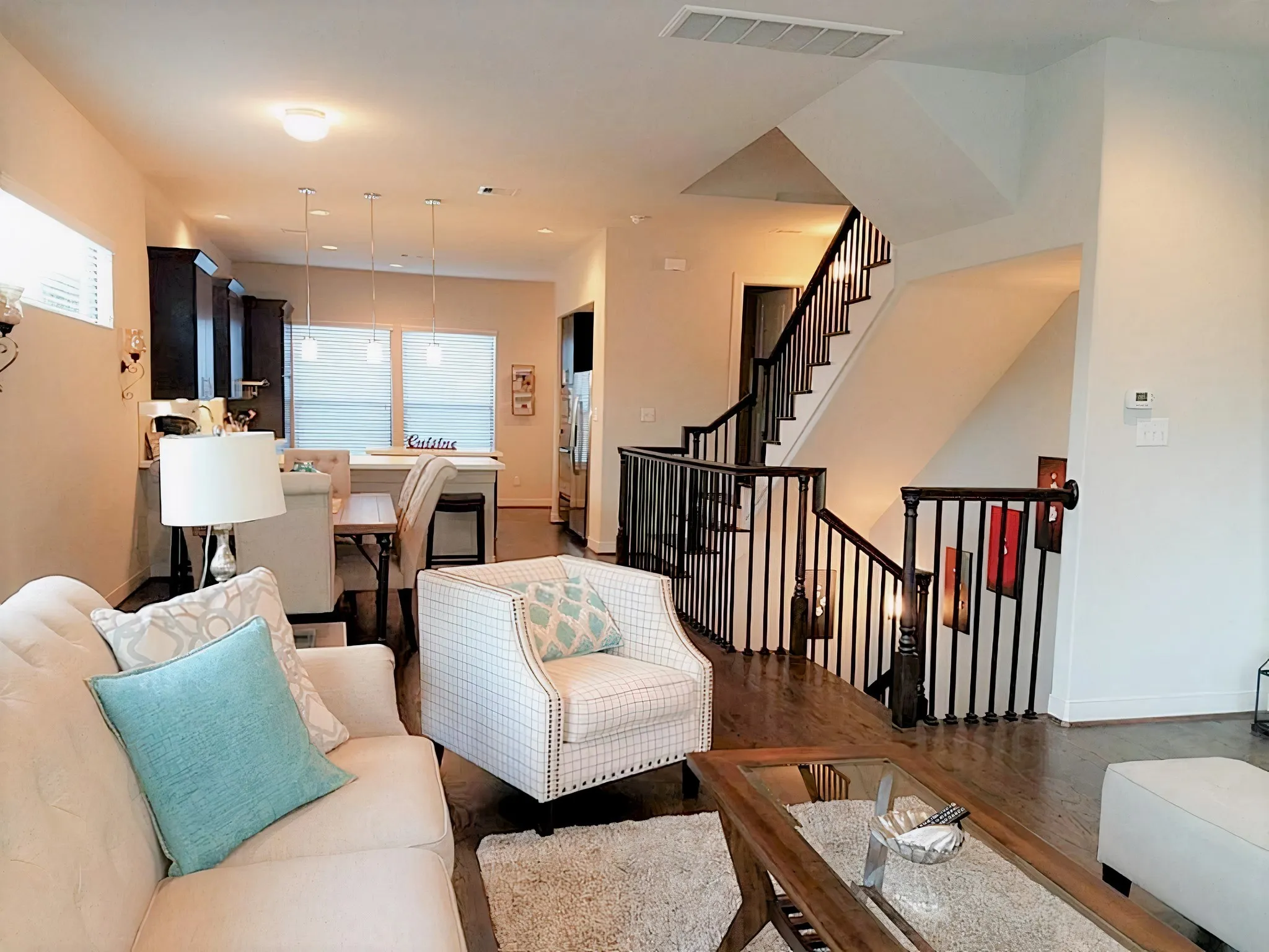 Detached For Rent in Harris County , 5305 Petty Street, Houston, Texas 77007, 3 Bedrooms, 4 Bathrooms, 2 Garage spaces, 2,304 Sqft, built in 2015, Price $3,150, mls#29060018, Real Estate Agent in Houston, Homes For Rent in Harris county, Homes For Rent in Houston, Realtor in Houston Texas, Real Estate Brokerage Independent Realty Texas, Luminita Cordes Realtor