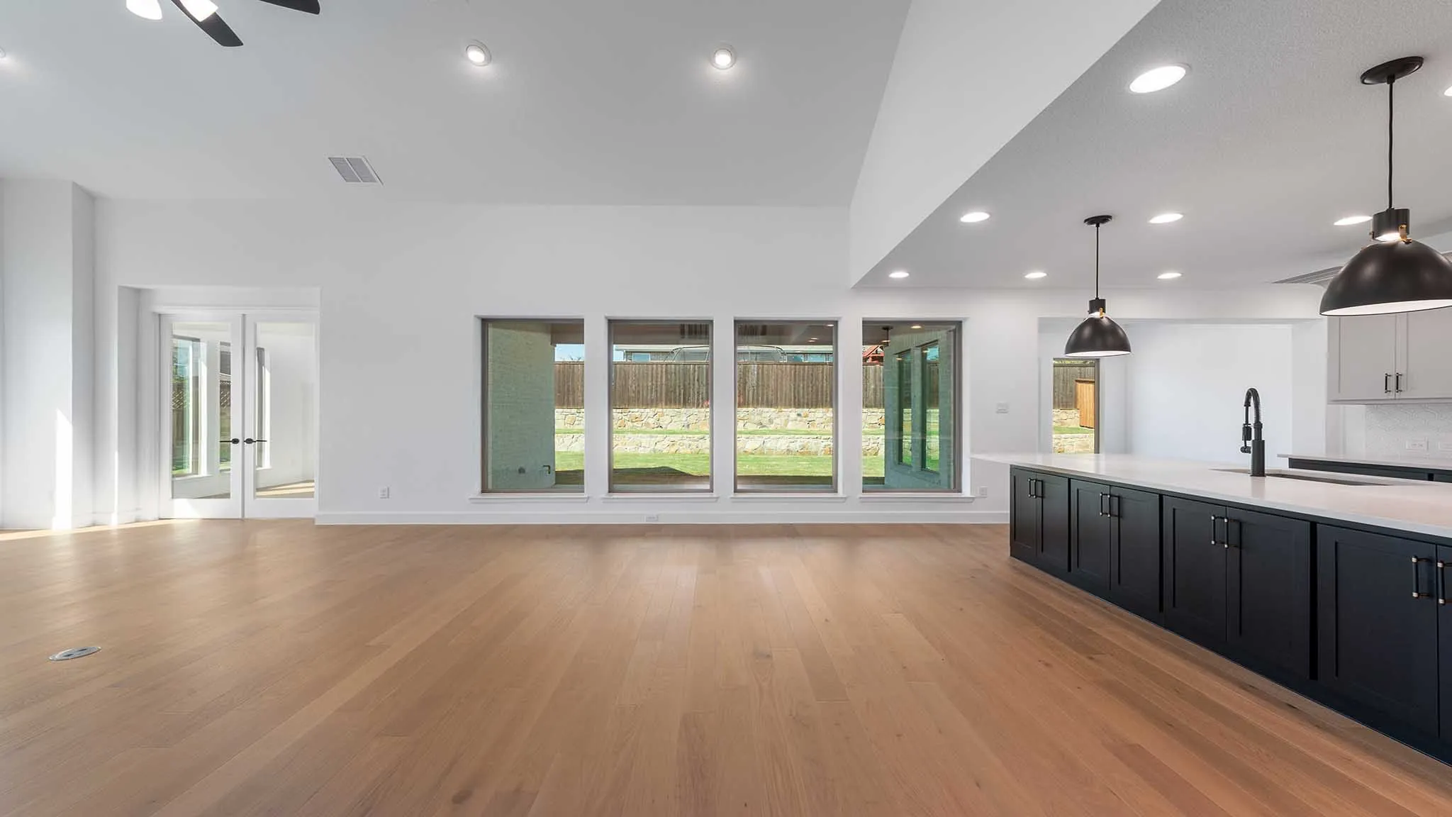 Single Family Residence For Sale in Rockwall County , 4221 Olmsted Drive, Rockwall, Texas 75032, 4 Bedroom, 5 Bathroom, 3 Garage spaces, 4,036 Sqft, built in 2025, New Construction - Complete, mls#20968058, Real Estate Agent in Rockwall, Homes For Sale in Rockwall county, Homes For Sale in Rockwall, Realtor in Rockwall Texas, Real Estate Brokerage Independent Realty Texas, Luminita Cordes Realtor
