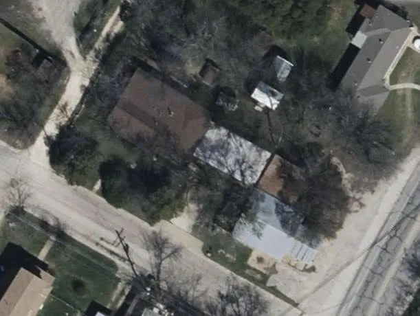 Warehouse For Sale in Somervell County , 210 Austin Road, Glen Rose, Texas 76043, 0, 0, Garage spaces, 1,532 Sqft, built in 1952, Preowned, mls#20966900, Real Estate Agent in Glen Rose, Homes For Sale in Somervell county, Homes For Sale in Glen Rose, Realtor in Glen Rose Texas, Real Estate Brokerage Independent Realty Texas, Luminita Cordes Realtor