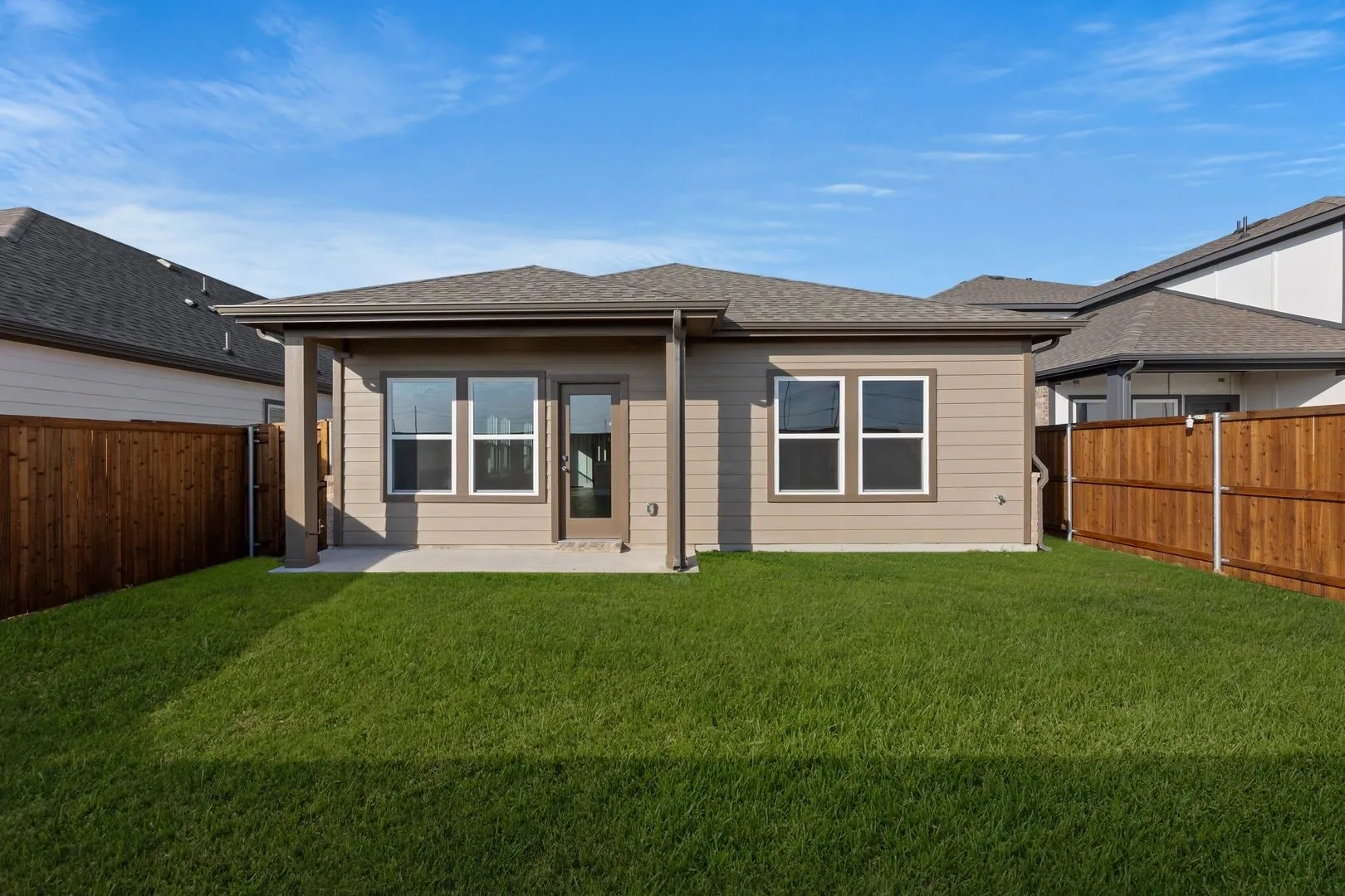 Single Family Residence For Sale in Denton County , 7317 Autumn Hill Drive, Denton, Texas 76249, 3 Bedroom, 3 Bathroom, 2 Garage spaces, 1,725 Sqft, built in 2025, New Construction - Complete, mls#20968363, Real Estate Agent in Denton, Homes For Sale in Denton county, Homes For Sale in Denton, Realtor in Denton Texas, Real Estate Brokerage Independent Realty Texas, Luminita Cordes Realtor
