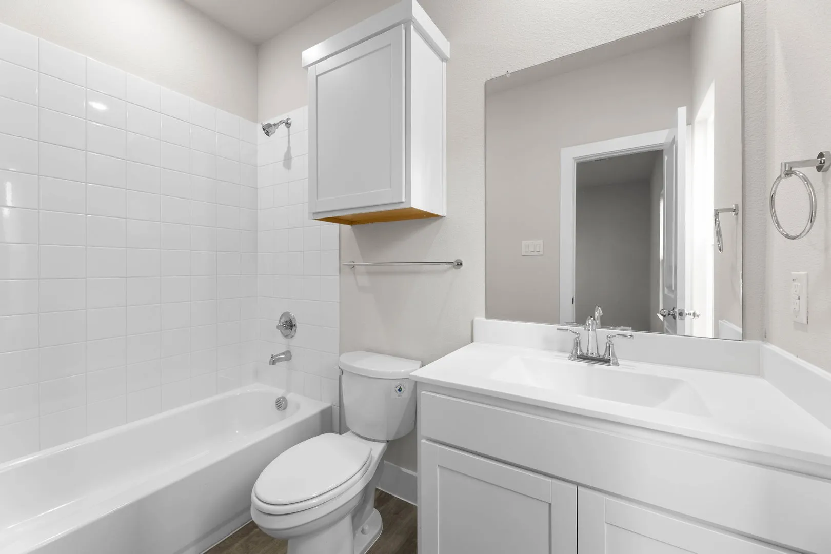 7317 Autumn Hill-Bathroom-1