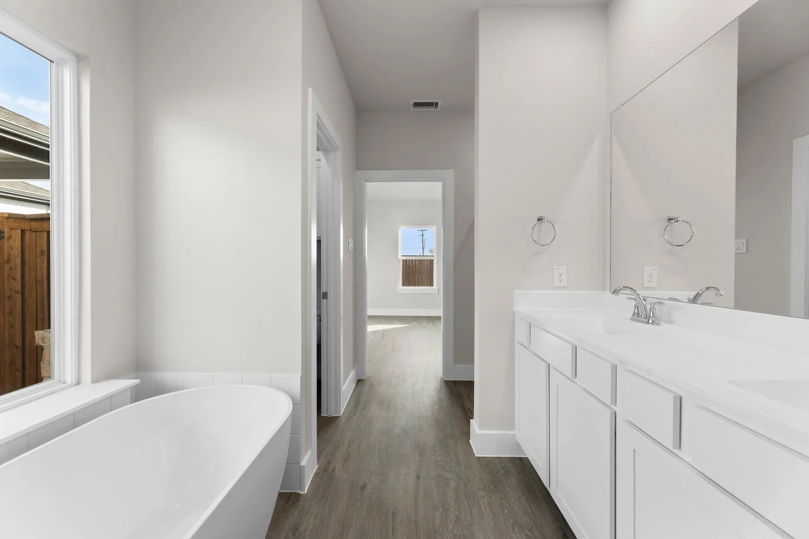 7317 Autumn Hill-Primary Suite-3