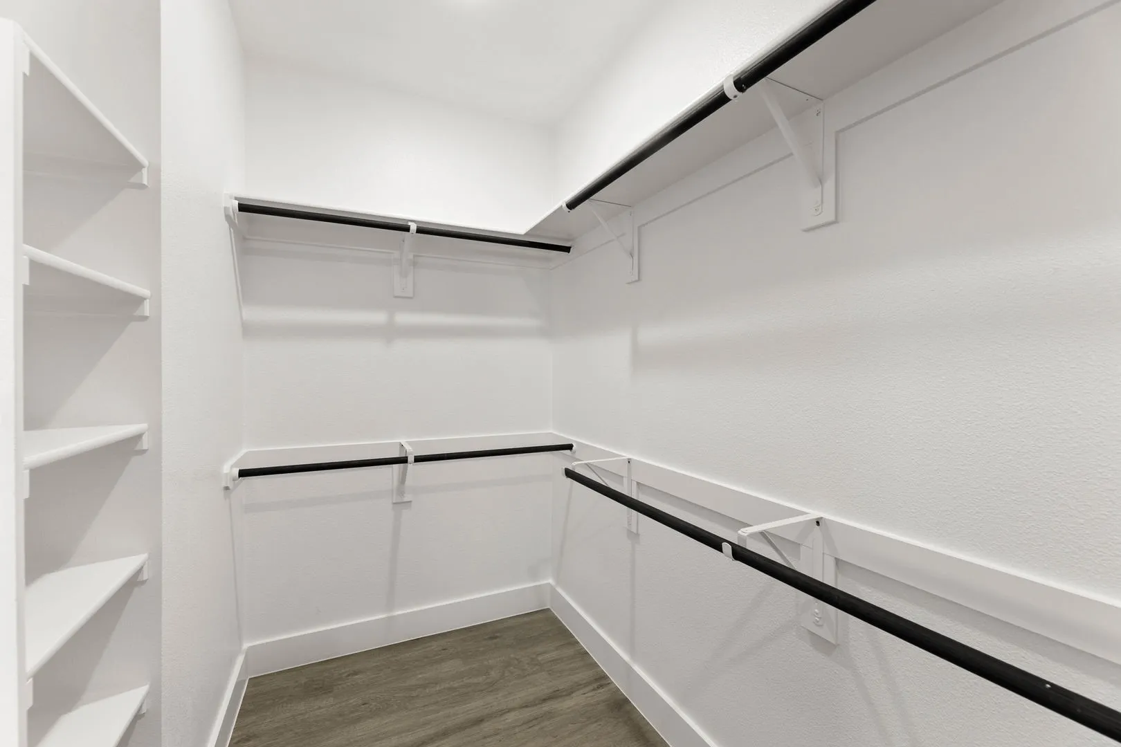 7317 Autumn Hill-Primary Suite-7